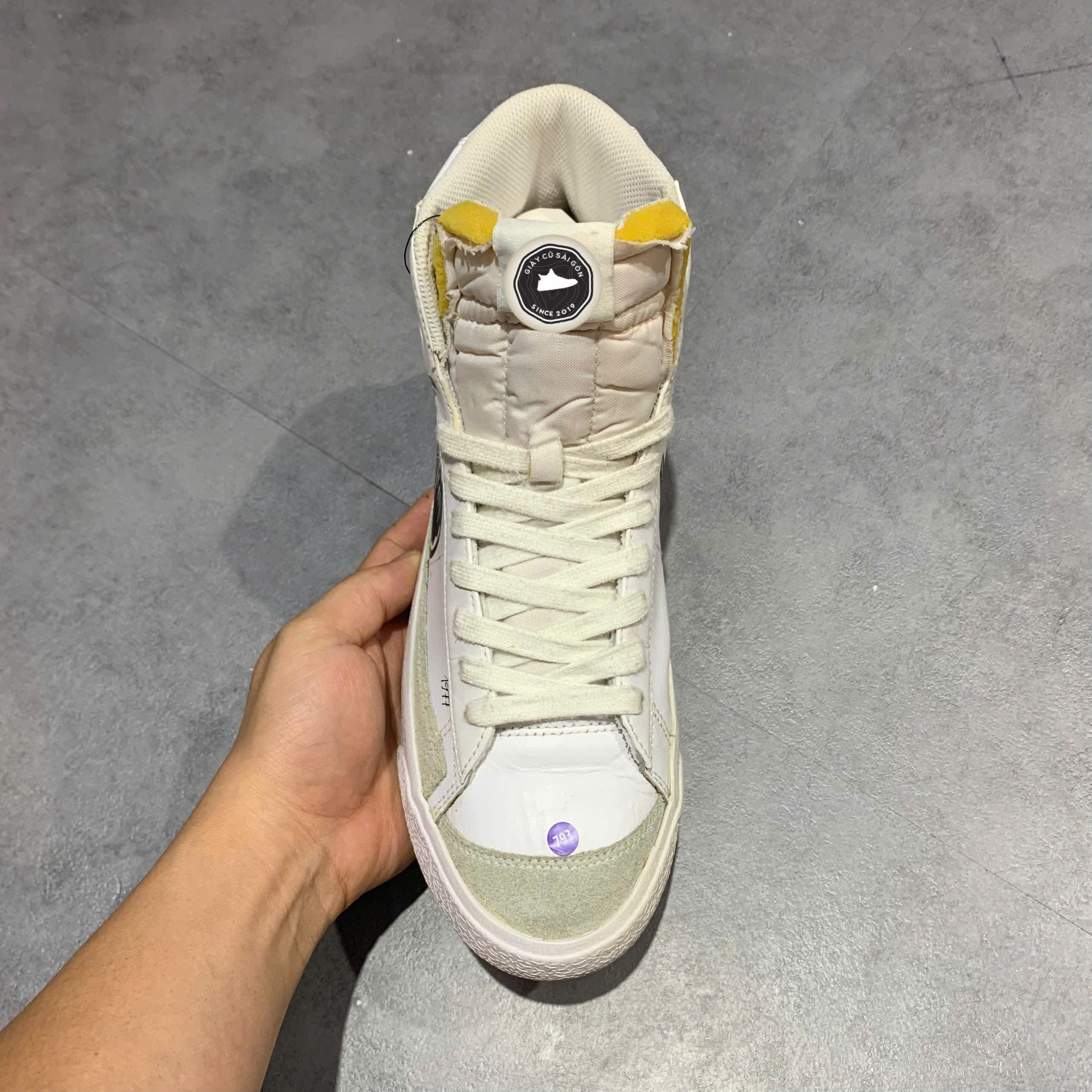 NIKE BLAZER MID '77 SKETCH WHITE BLACK CW7580-101 – GIÀY 2HAND
