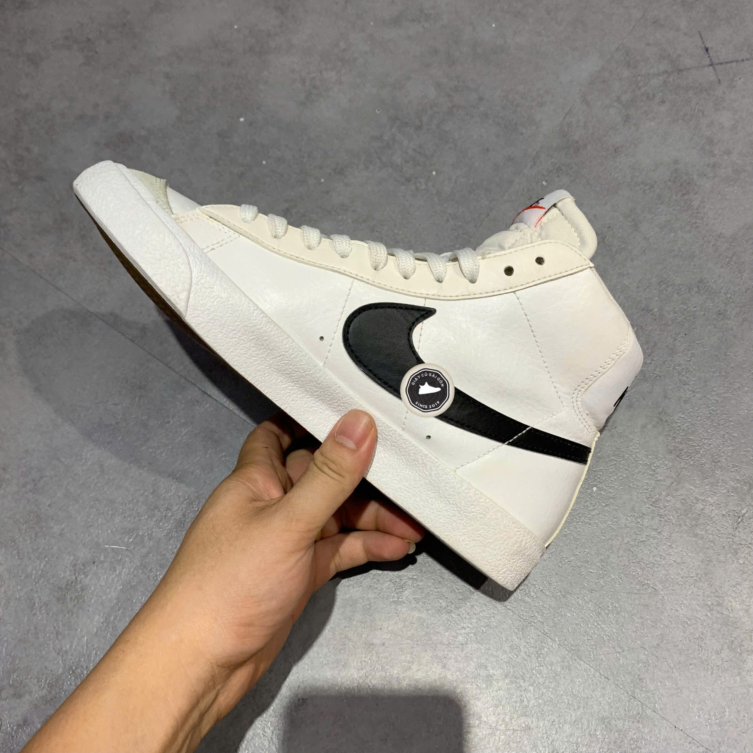 Giày 2hand 77 GS 'White Black' DA4086-100 SIZE 40 PVN17474