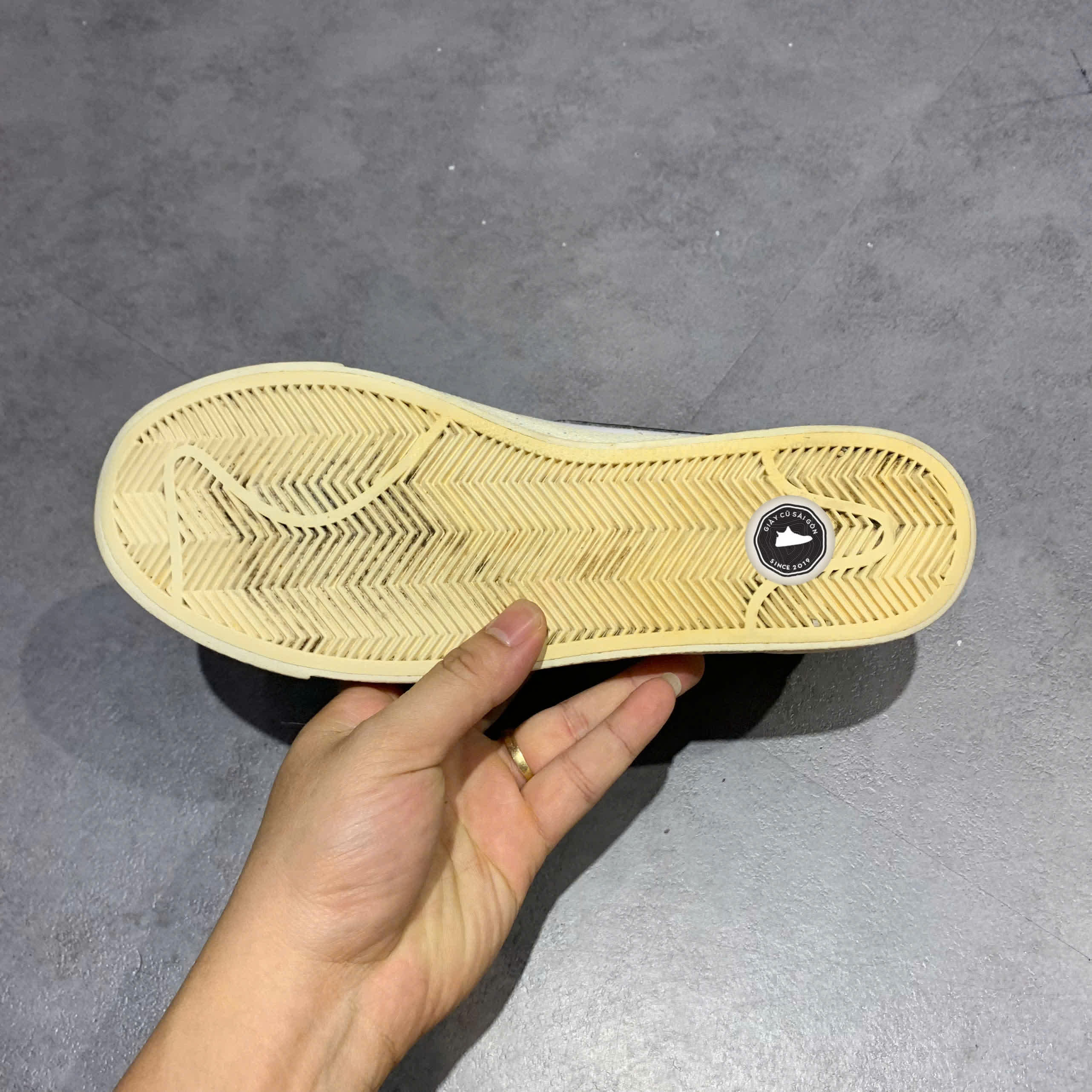 Giày 2hand 77 Make It Count DJ4279-101 SIZE 40 PVN17082