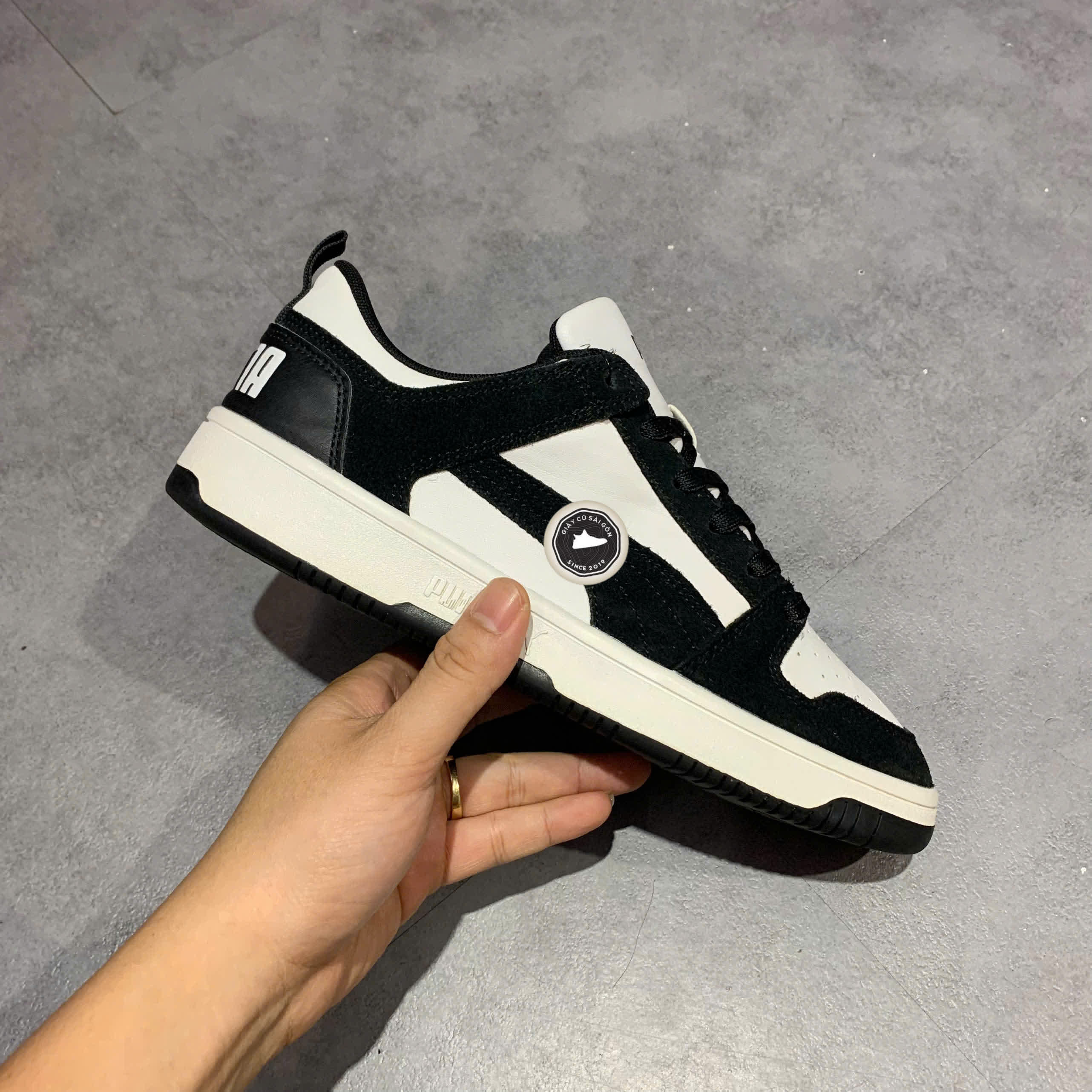 PUMA REBOUND LAYUP LO SD BLACK/WHITE 370539-01 - GIÀY 2HAND