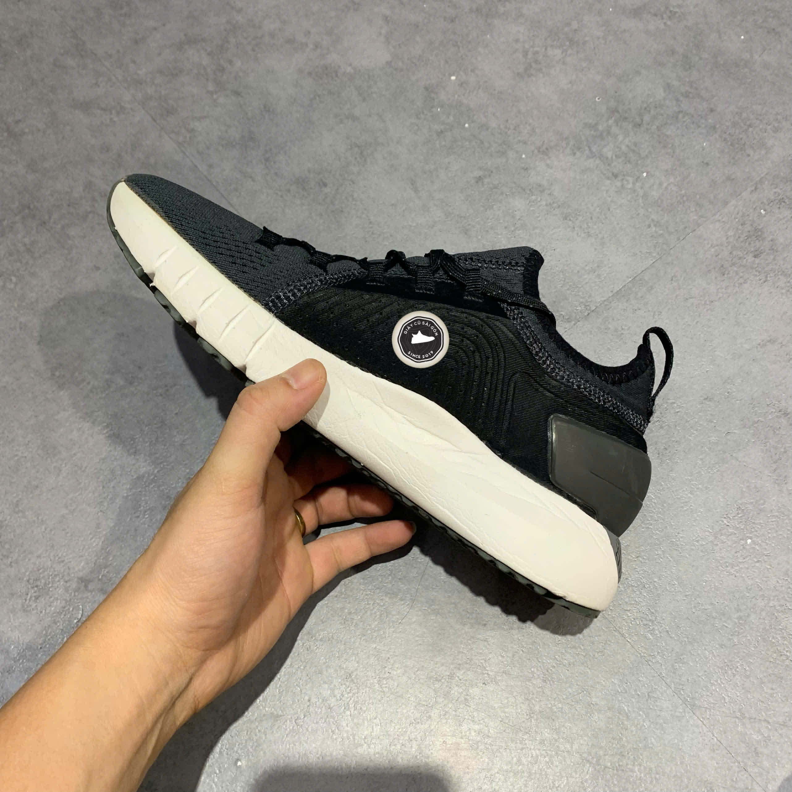UNDER ARMOUR WMNS HOVR PHANTOM SE ‘BLACK’ - 3021589-001 - GIÀY 2HAND CHÍNH HÃNG