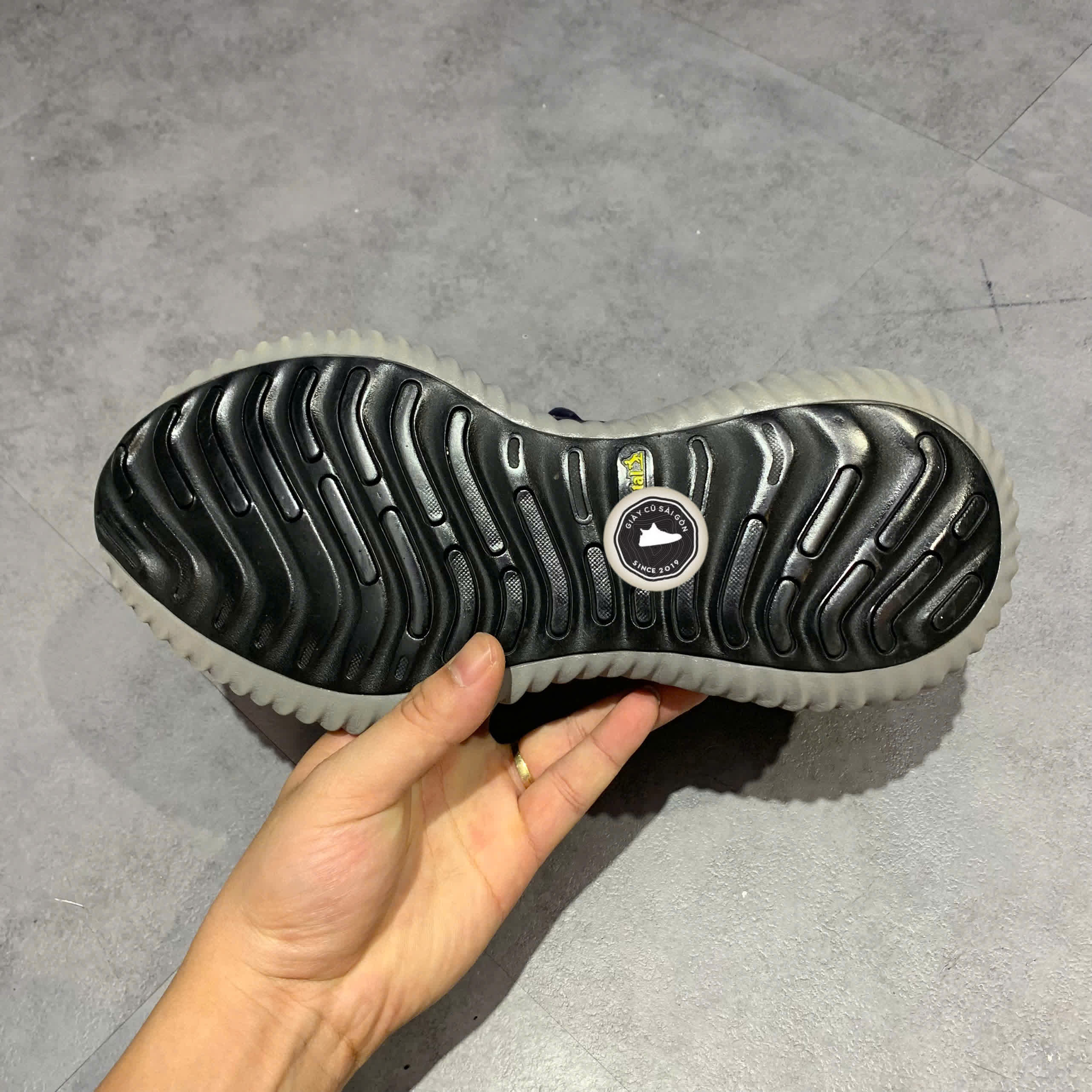 GIÀY 2HAND  Alphabounce Beyond 2.0 Legend Ink ART G28831  SIZE 41 1/3 PVN17766