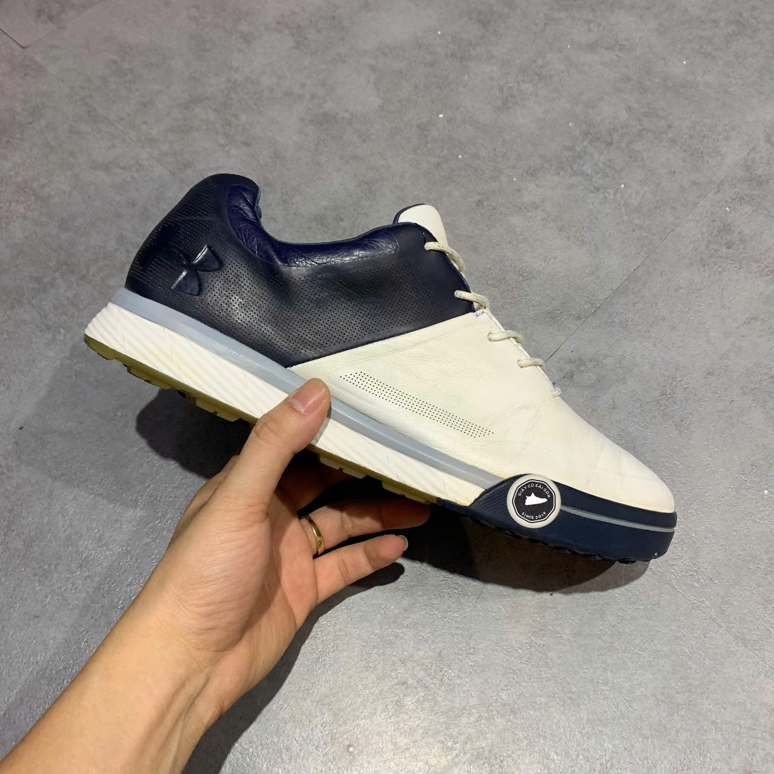 GIÀY 2HAND Under Armour Tempo Hybrid 3000219-100 SIZE 43 pvn17784