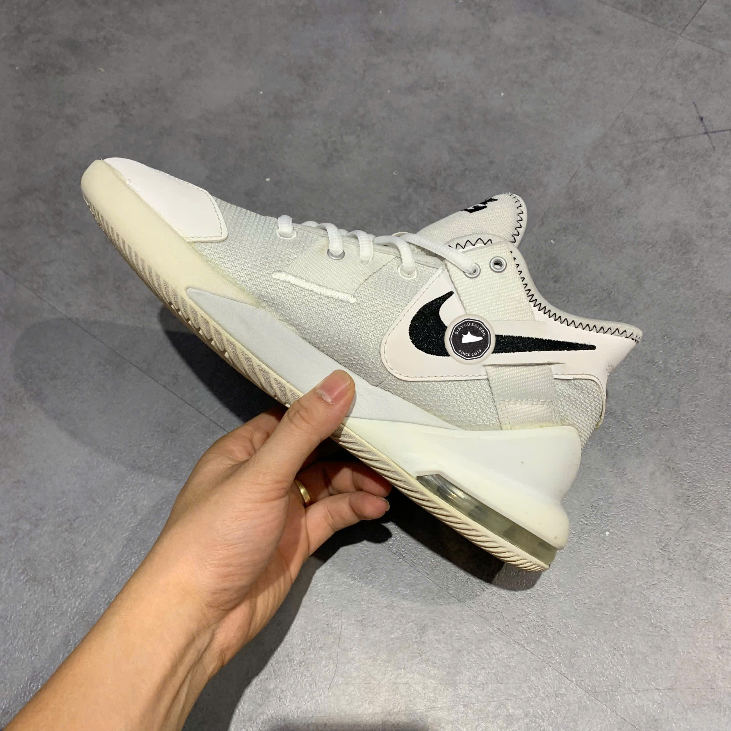 Giày 2hand Nike Air Max Impact 2 'White Black' CQ9382-100 SIZE 41 PVN17861