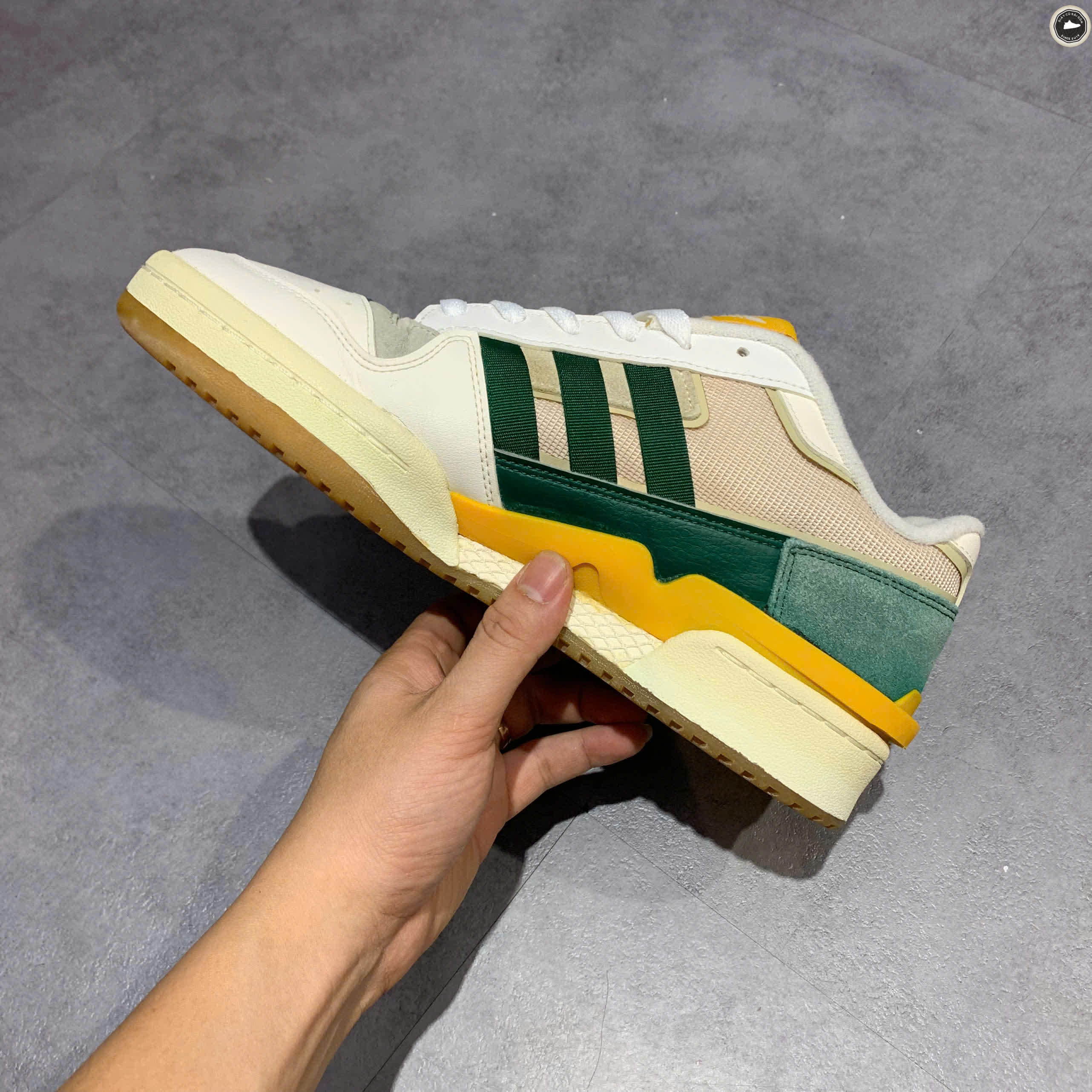 ADIDAS FORUM EXHIBIT LOW 'WHITE GREEN YELLOW' GW4360 SIZE 42 2/3 - GIÀY 2HAND CHÍNH HÃNG