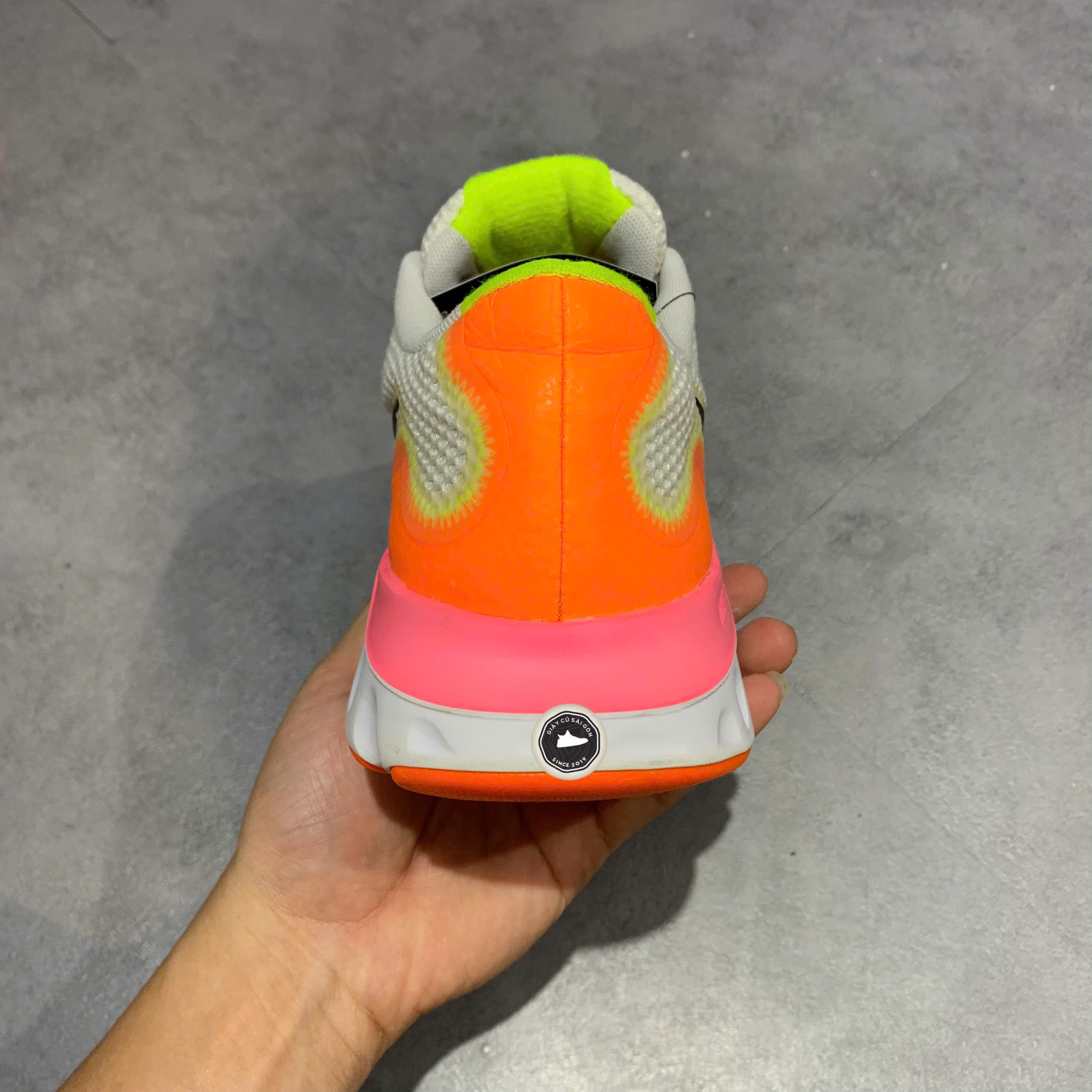 NIKE RENEW RUN CK6357-100 SIZE 42.5 - GIÀY 2HAND CHÍNH HÃNG PVN17839