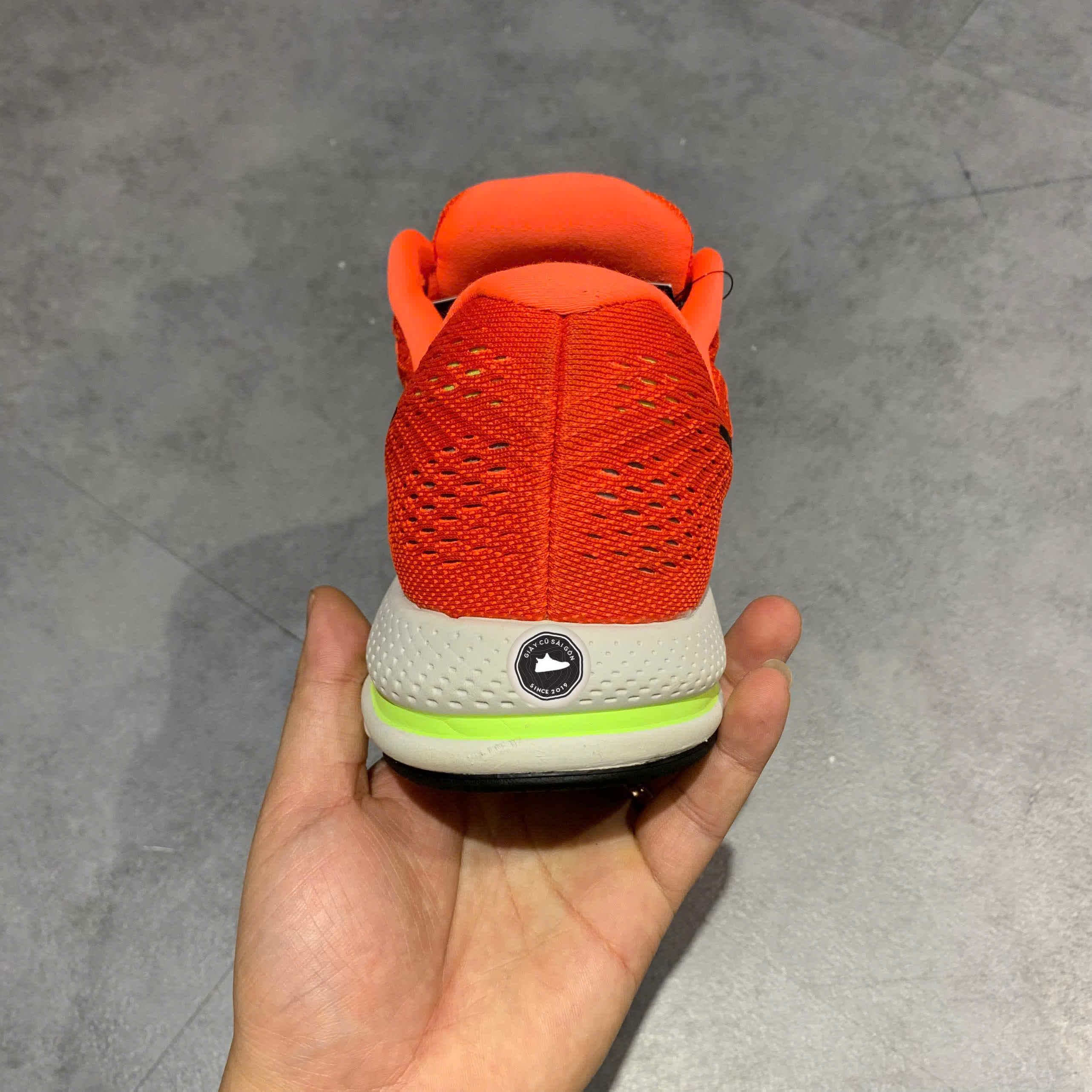 NIKE AIR ZOOM VOMERO 12 863762-800 SIZE 43 - GIÀY 2HAND CHÍNH HÃNG pvn17846