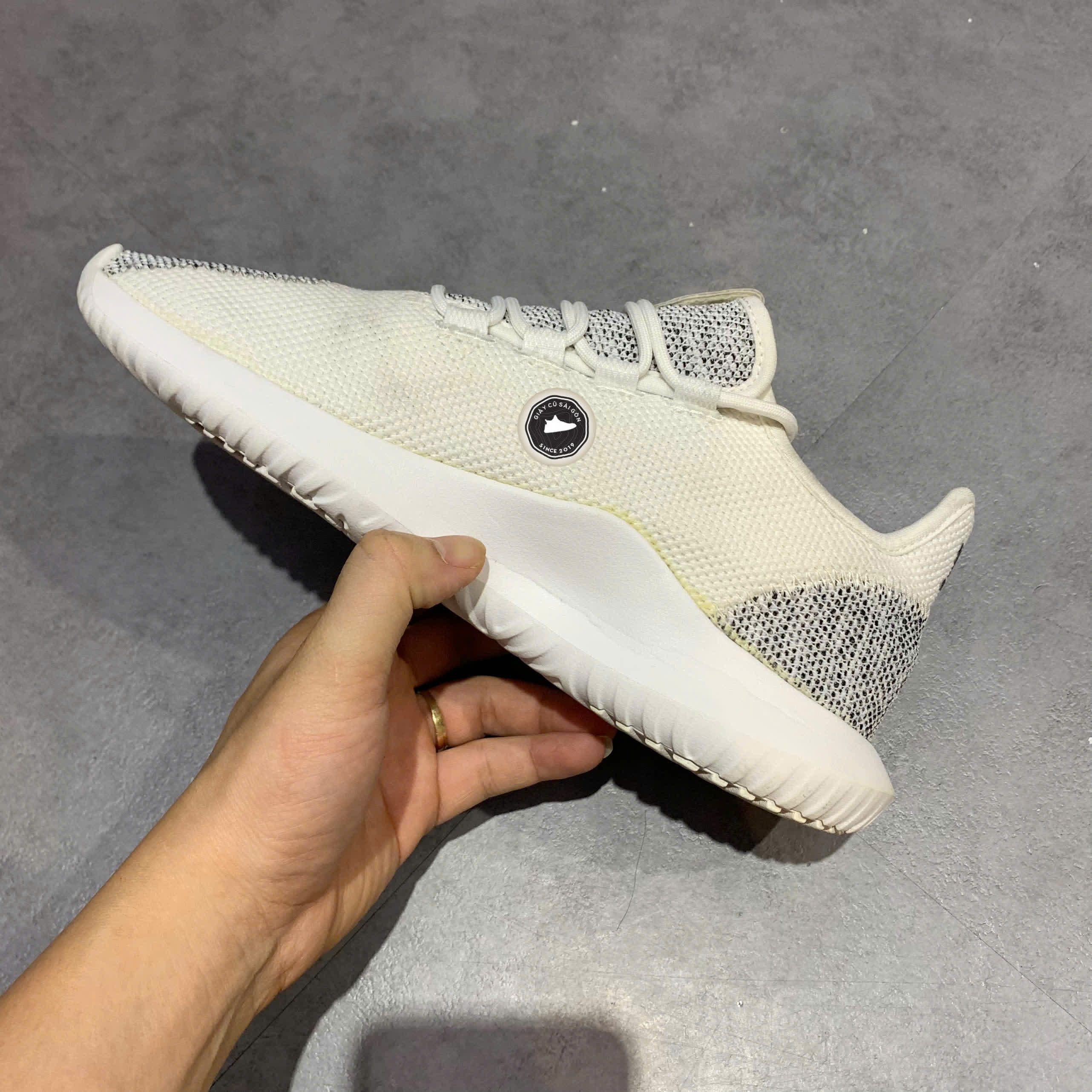 Giày Adidas Tubular Yeezy Tubular Shadow ADIDAS TUBULAR SHADOW