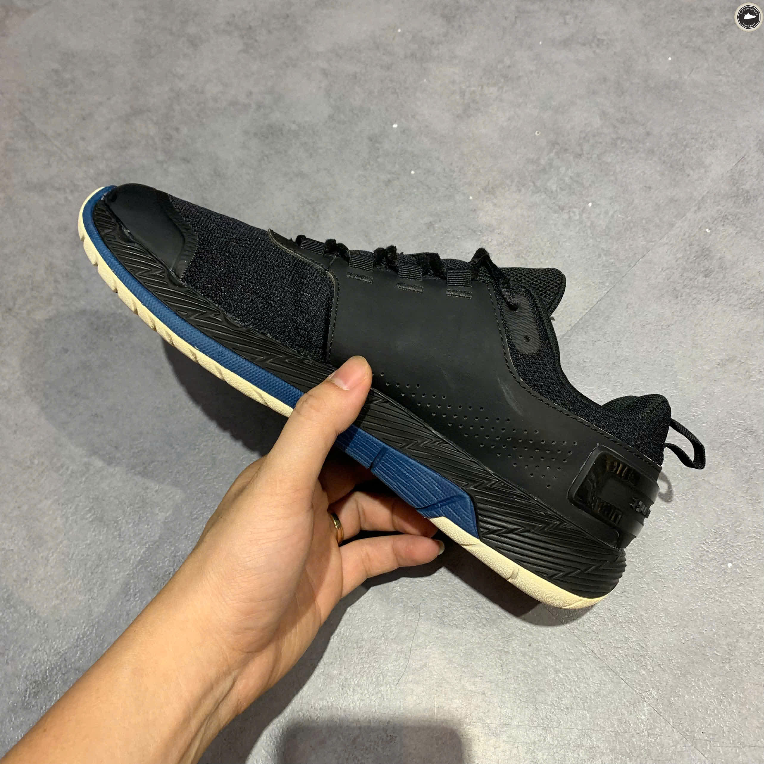 UNDER ARMOUR COMMIT TR EX 3020789-008 SIZE 41 - GIÀY 2HAND CHÍNH HÃNG PVN17916