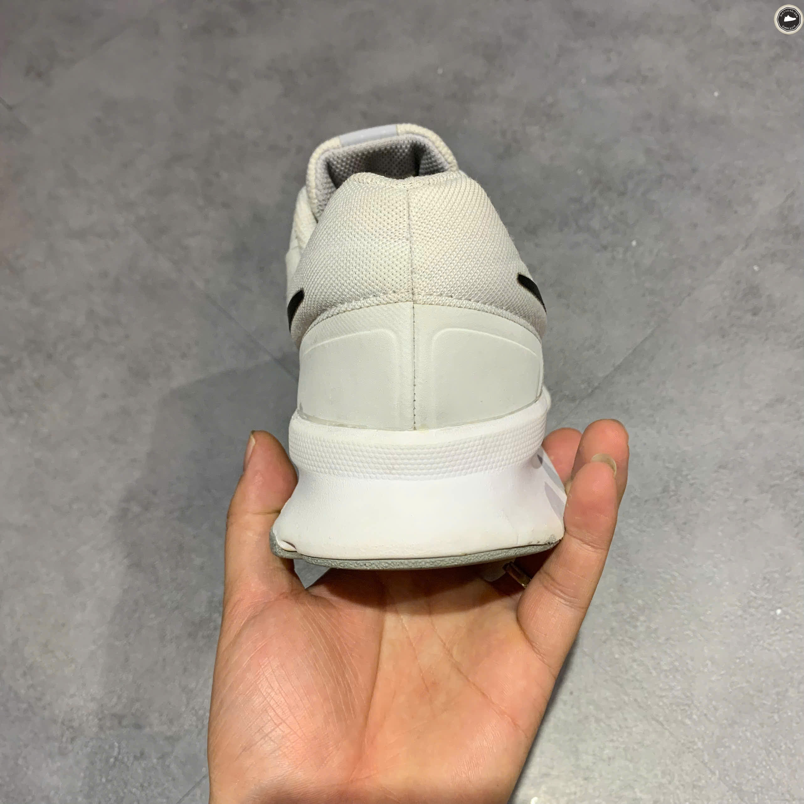 NIKE RUN SWIFT 3 'PHOTON DUST BLACK' DR2695-005 SIZE 43 - GIÀY 2HAND CHÍNH HÃNG