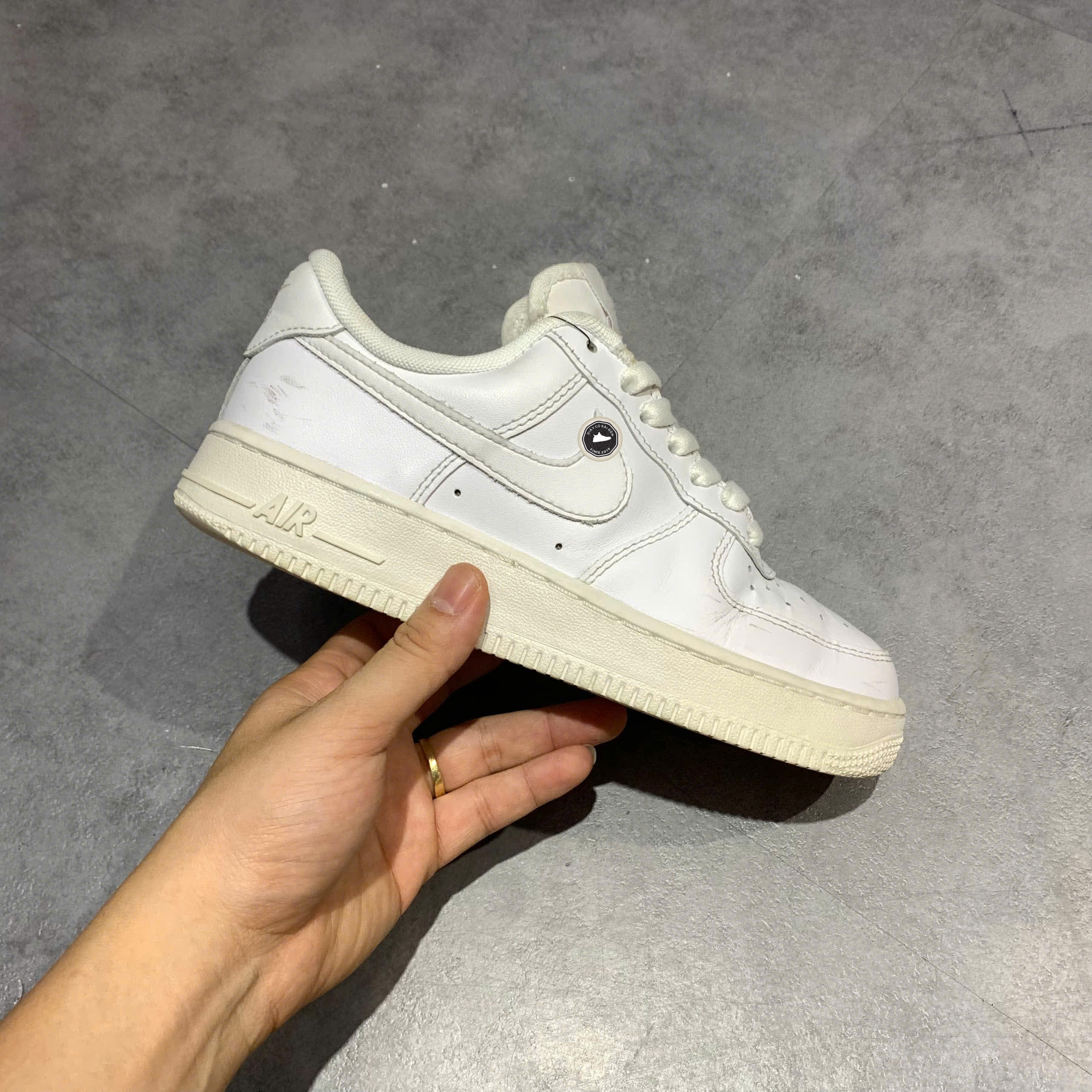 GIÀY NIKE AIR FORCE 1 '07 LOW WHITE DD8959-100 SIZE 36.5 - GIÀY 2HAND CHÍNH HÃNG