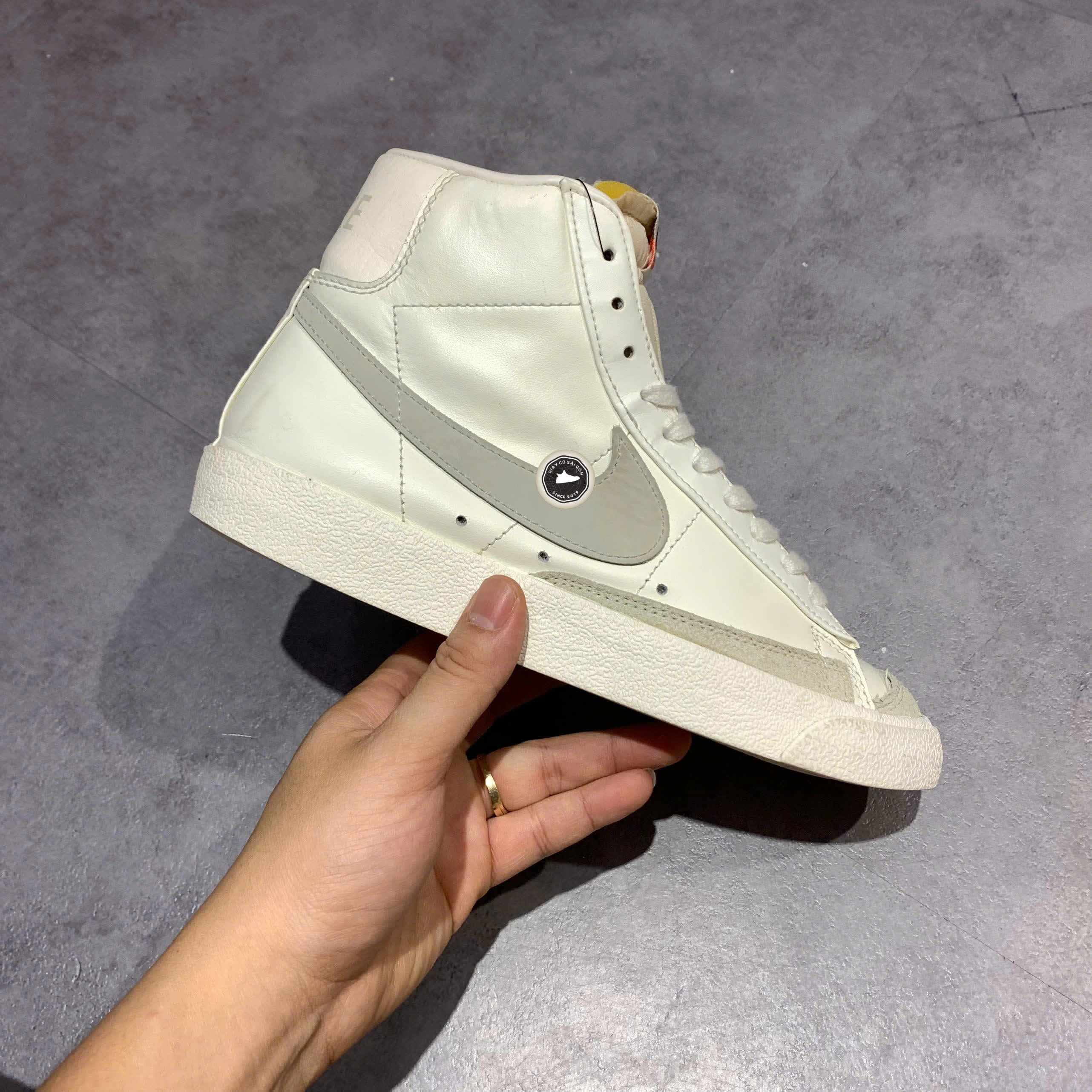 NIKE BLAZER MID '77 VINTAGE CZ1055-120 - SIZE 38.5 - GIÀY 2HAND CHÍNH HÃNG