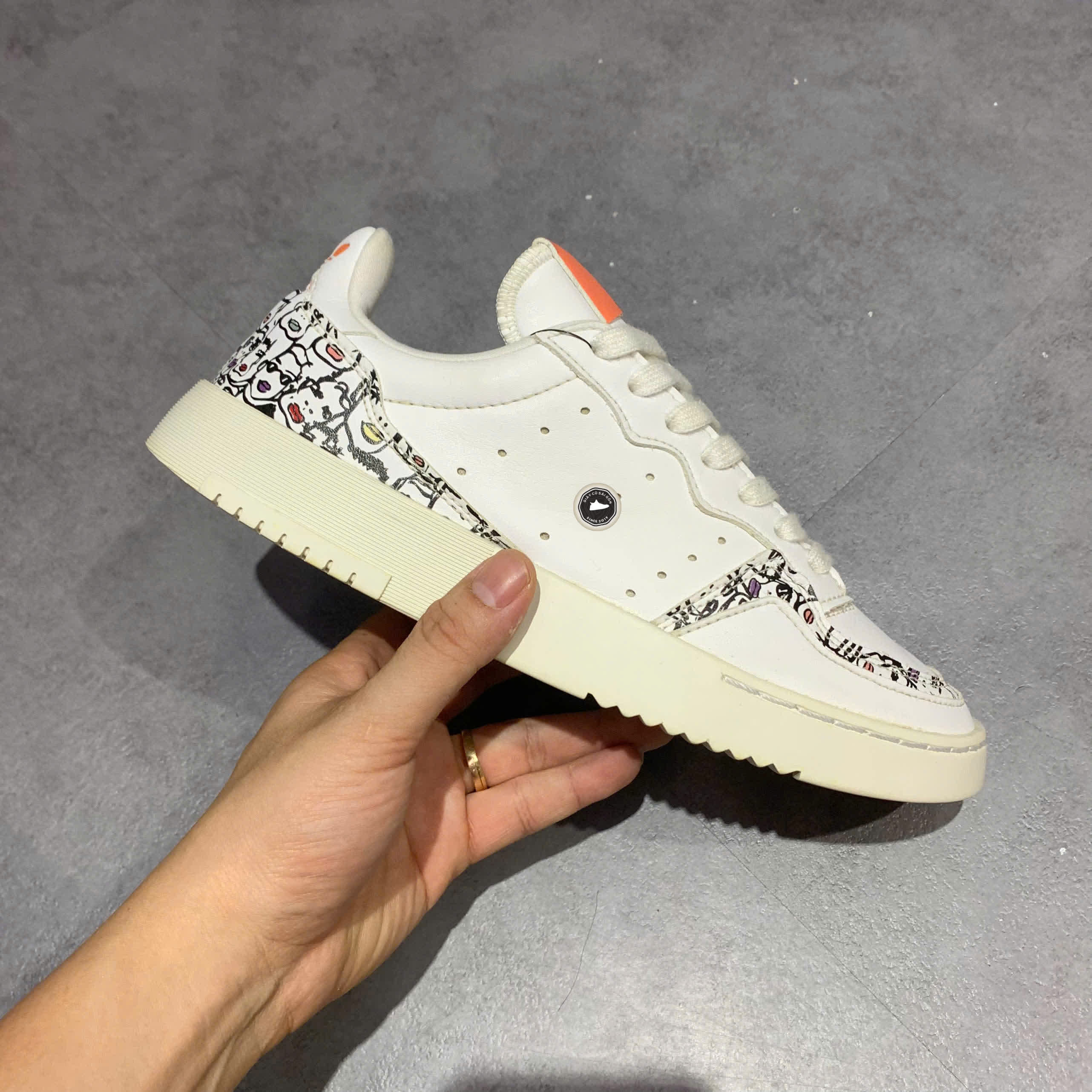 ADIDAS X FIORUCCI WOMEN'S SUPERCOURT 'SEMI CORAL' EH1019 SIZE 38 2/3 - GIÀY 2HAND CHÍNH HÃNG