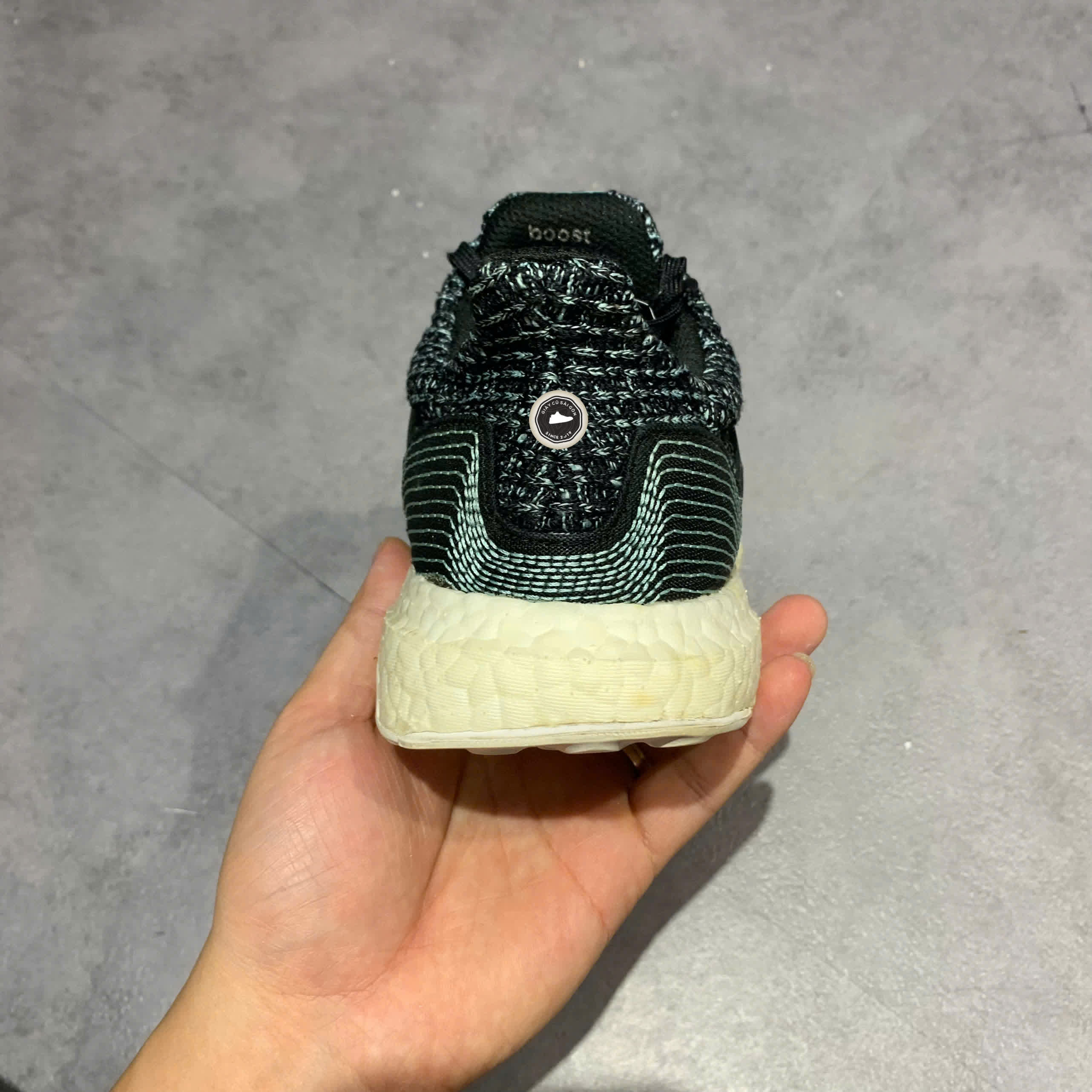 ADIDAS ULTRABOOST PARLEY F36191 SIZE 38 - GIÀY THỂ THAO - GIÀY 2HAND