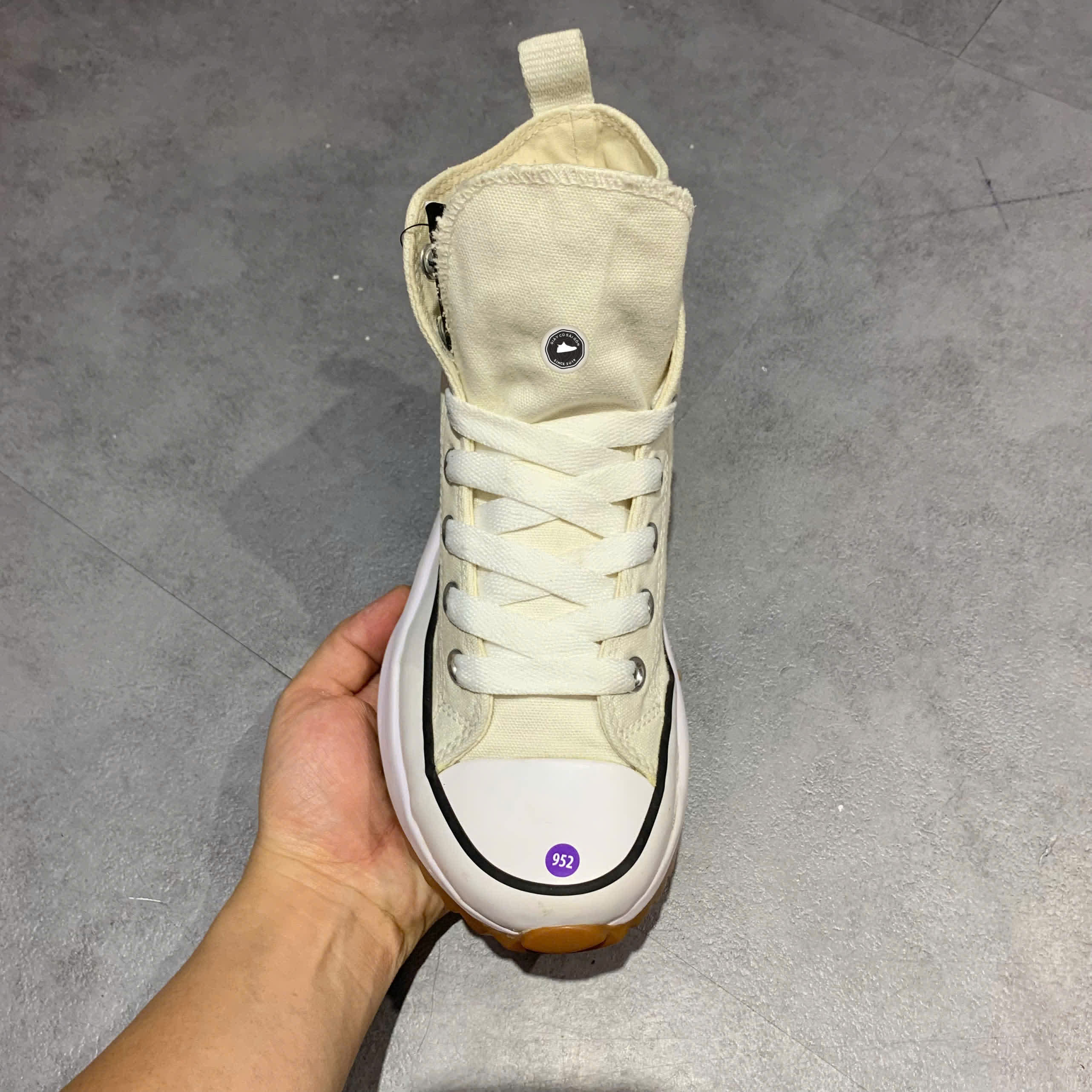 CONVERSE RUN STAR HIKE HI 'WHITE BLACK GUM' 166799C SIZE 38 - GIÀY 2HAND CHÍNH HÃNG