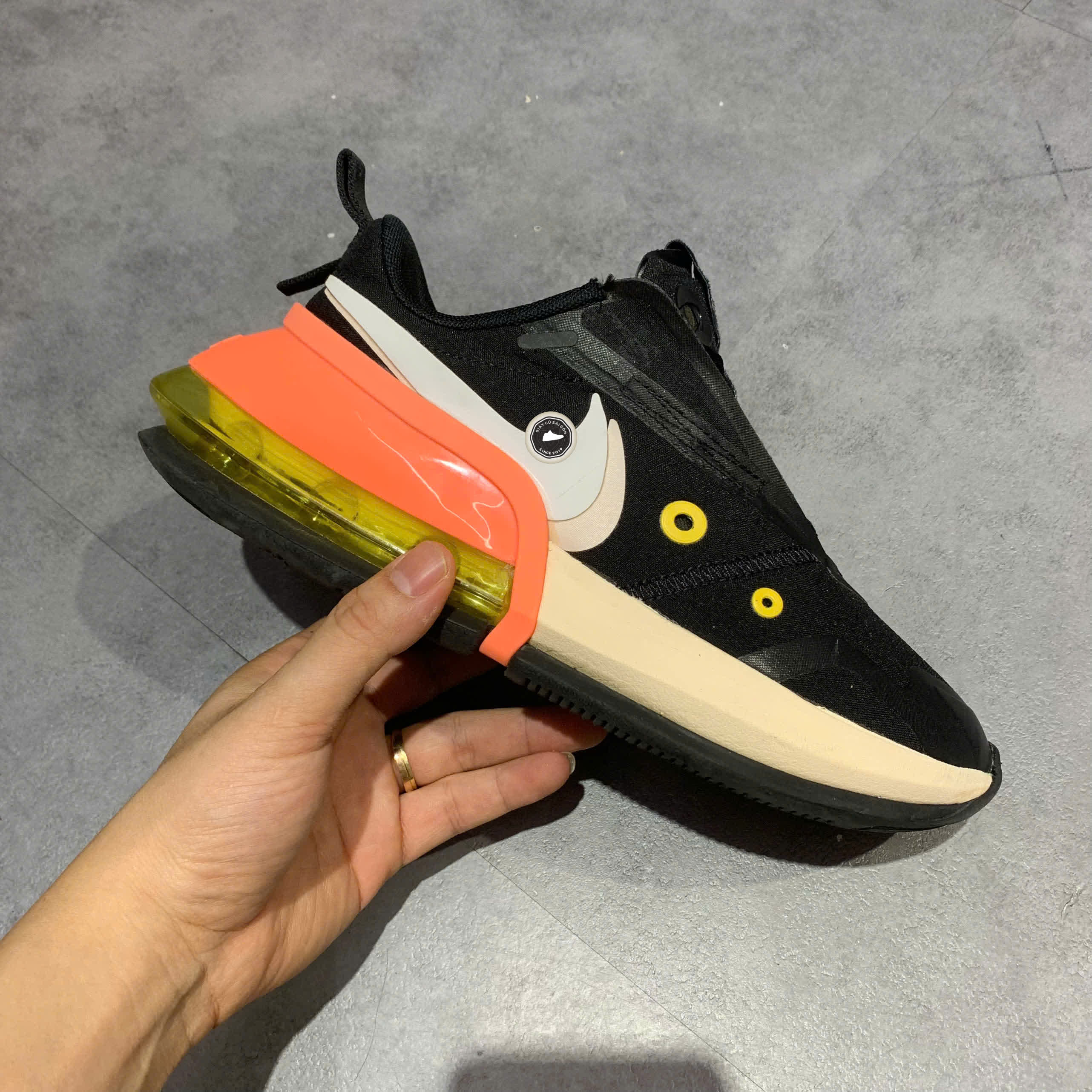 NIKE AIR MAX UP CT1928-001 SIZE 37.5 - GIÀY 2HAND CHÍNH HÃNG