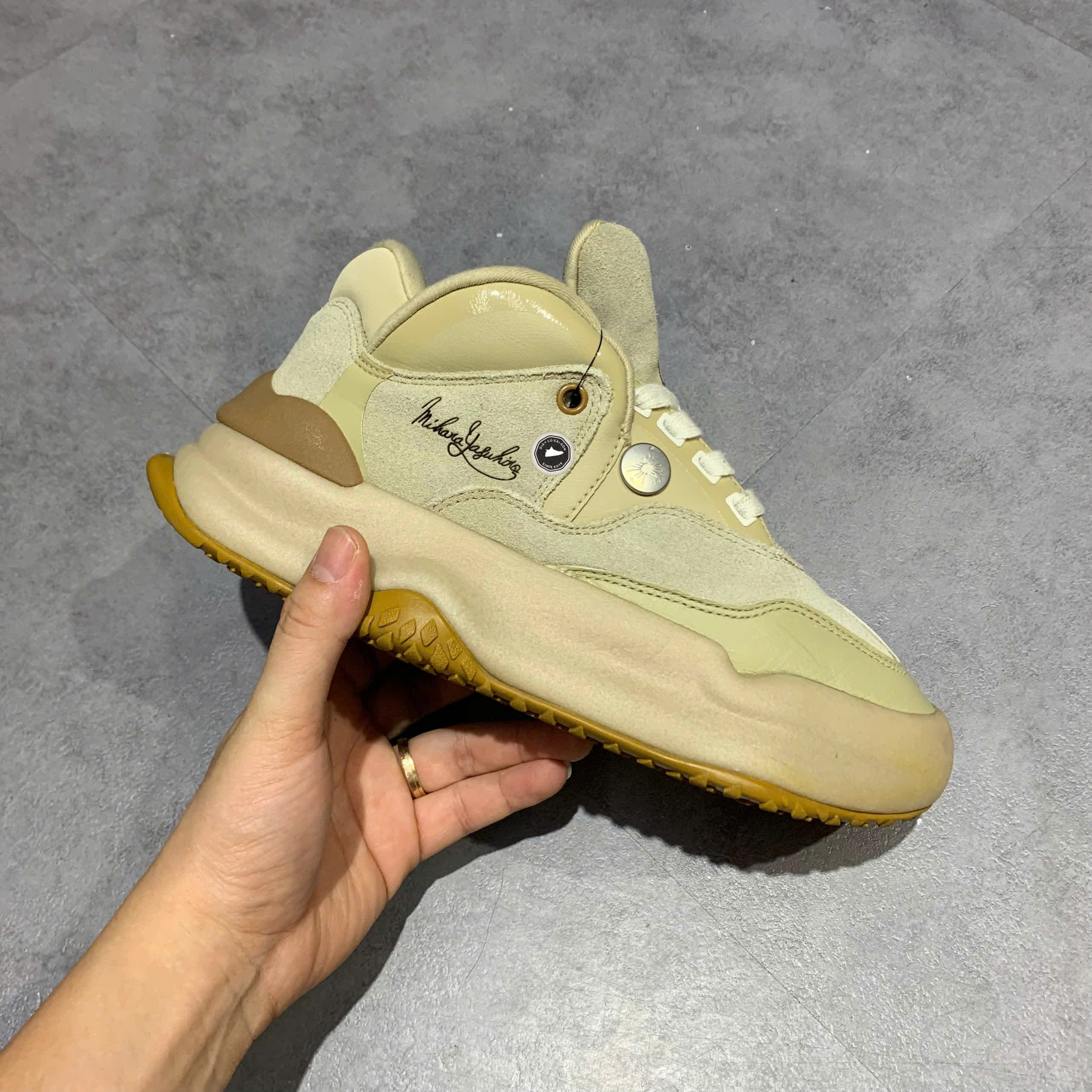 FILA DISRUPTOR II F12W144139FSS SIZE 37.5 - GIÀY THỂ THAO - GIÀY 2HAND