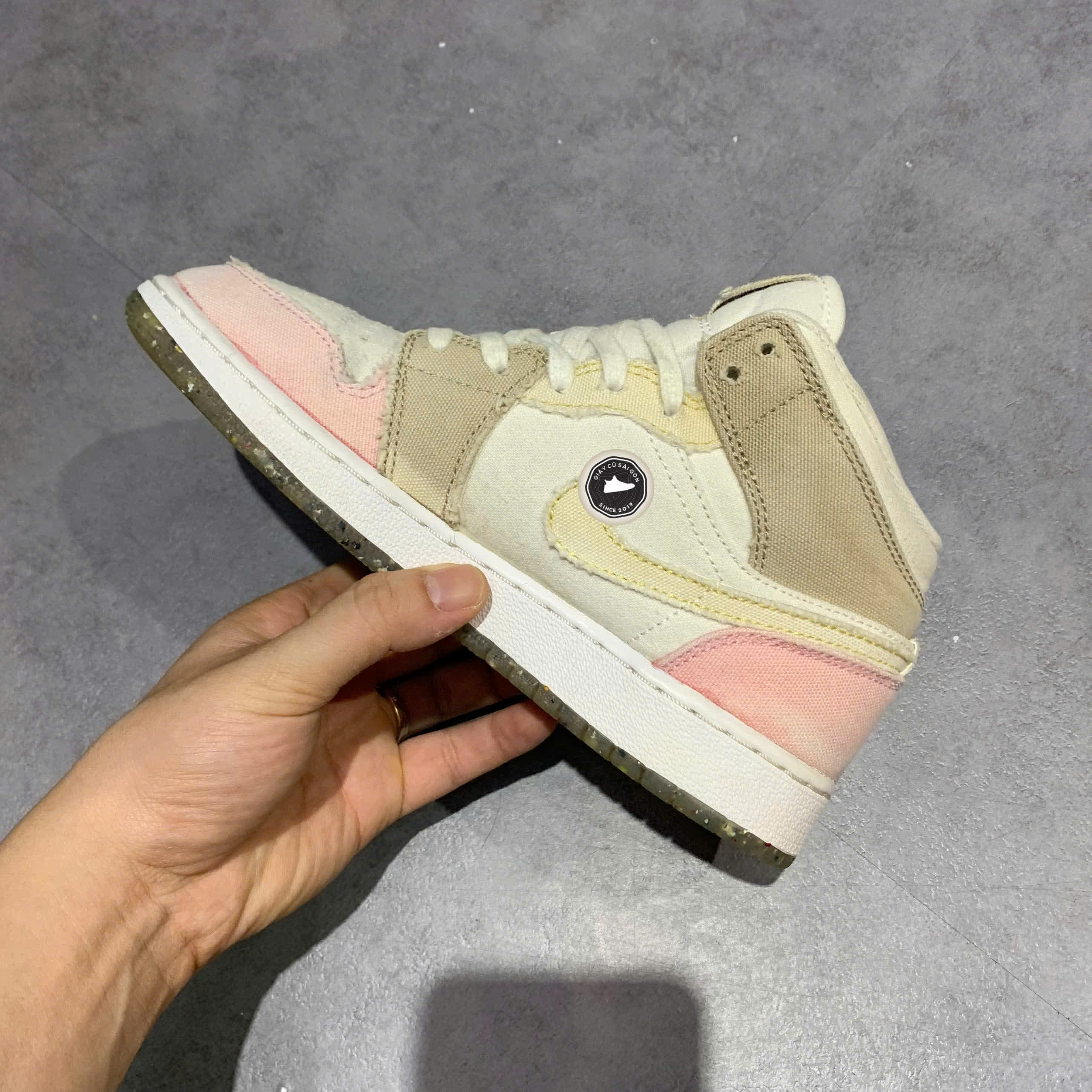 AIR JORDAN 1 MID SE GS 'PASTEL GRIND' – DJ0338 100 – SIZE 36 – GIÀY 2HAND CHÍNH HÃNG