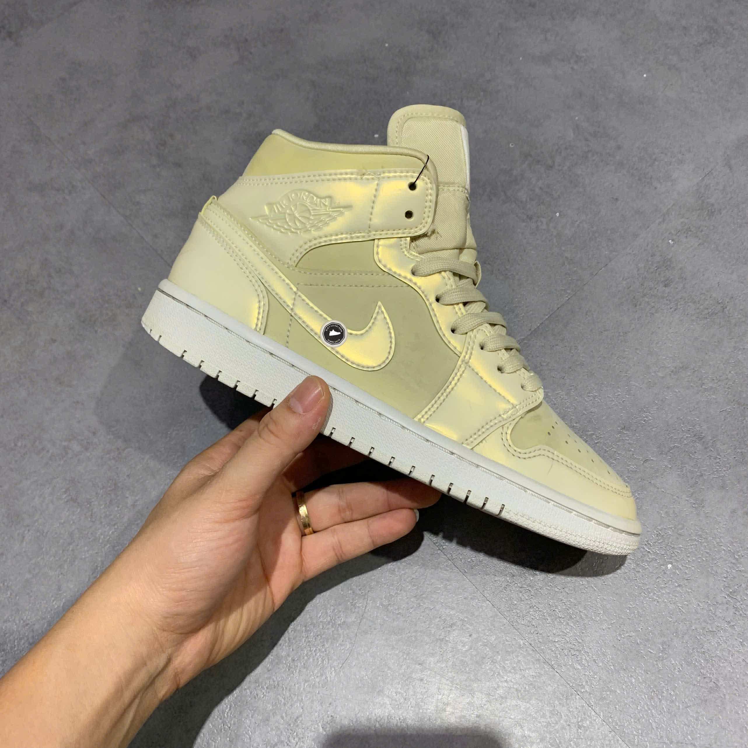 AIR JORDAN 1 MID LEMON YELLOW 6587‑200 SIZE 37.5 - GIÀY 2HAND CHÍNH HÃNG
