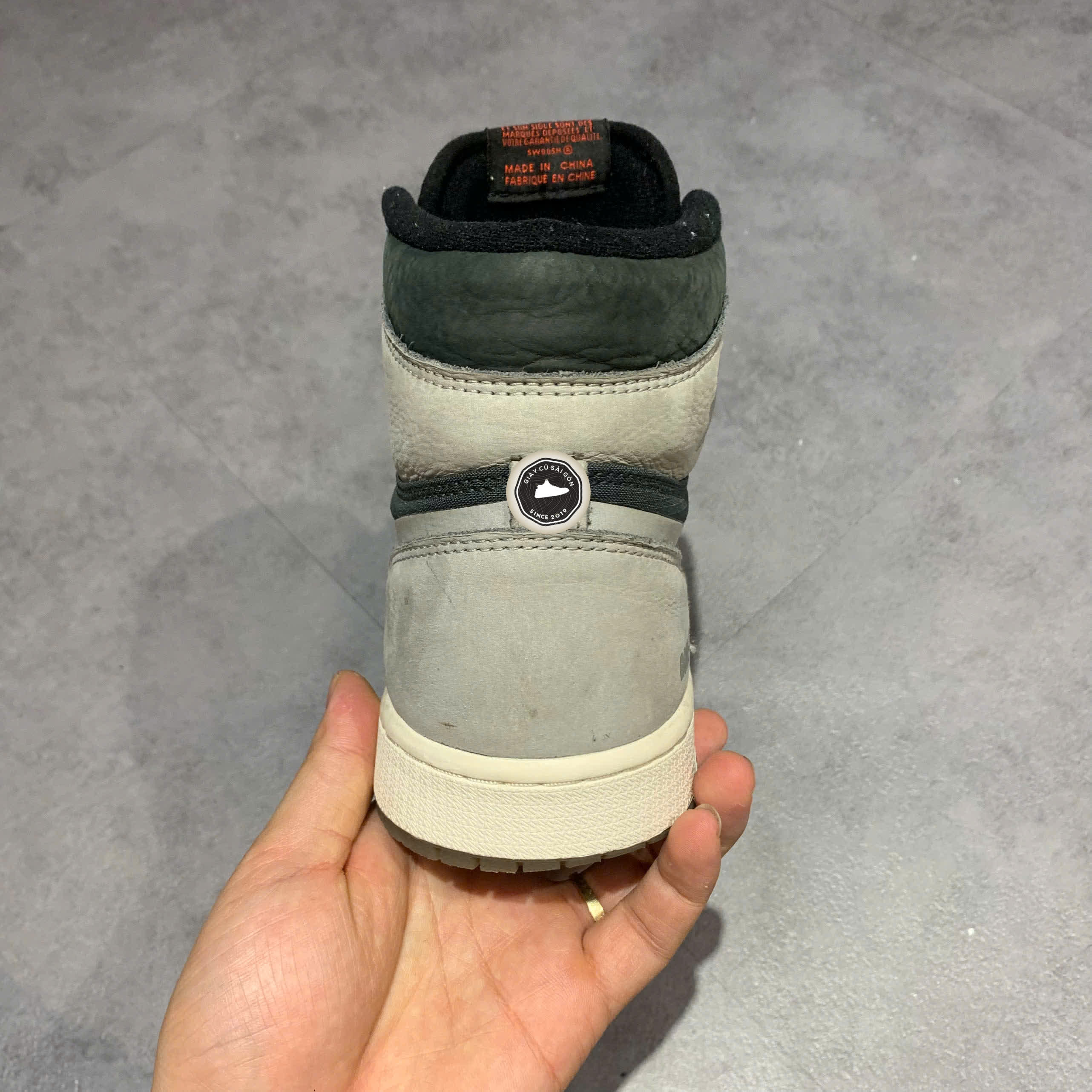 GIÀY NIKE AIR JORDAN 1 HIGH ELEMENT GORE-TEX BLACK PARTICLE GREY DB2889-001 SIZE 42 - GIÀY 2HAND CHÍNH HÃNG PVN18373