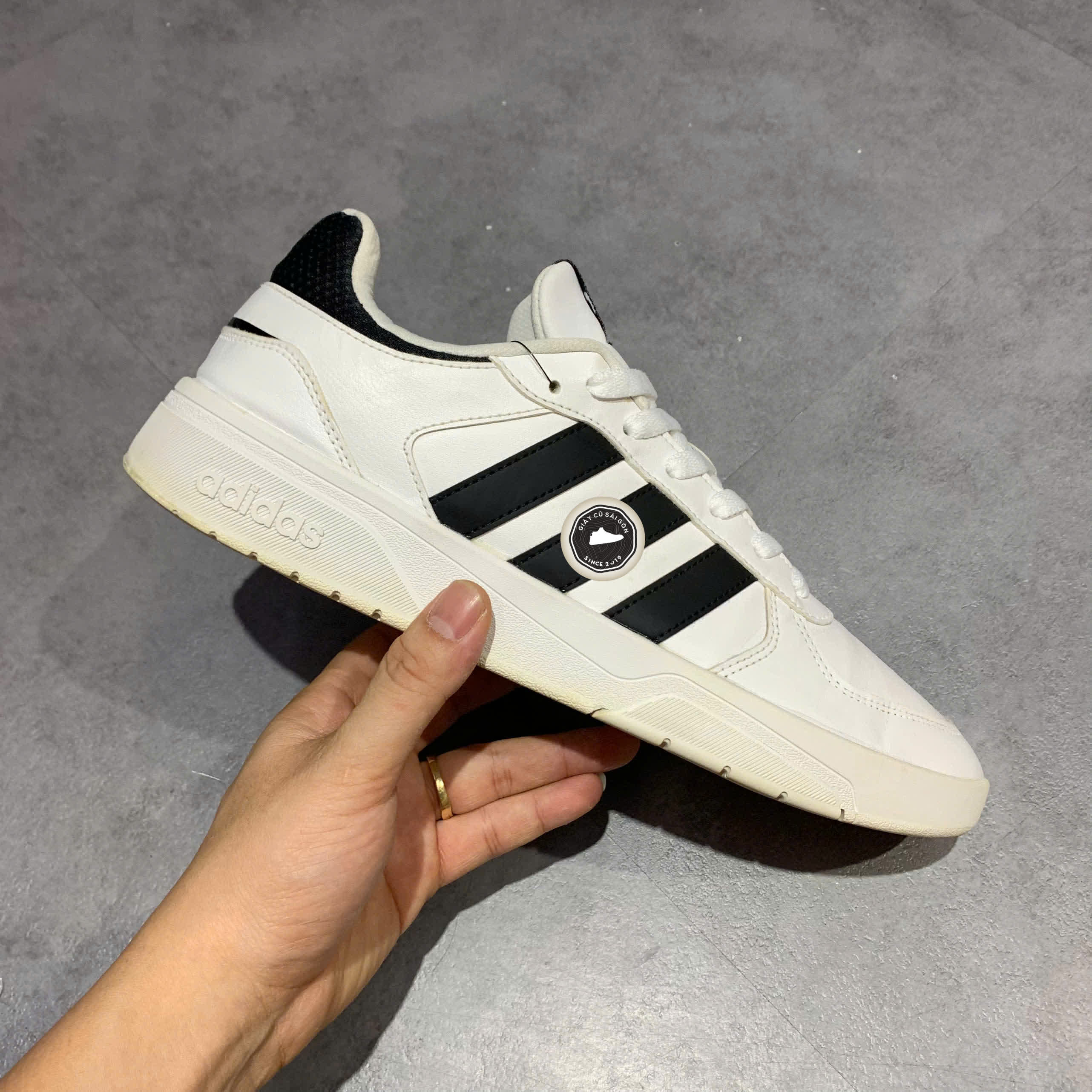 43 adidas