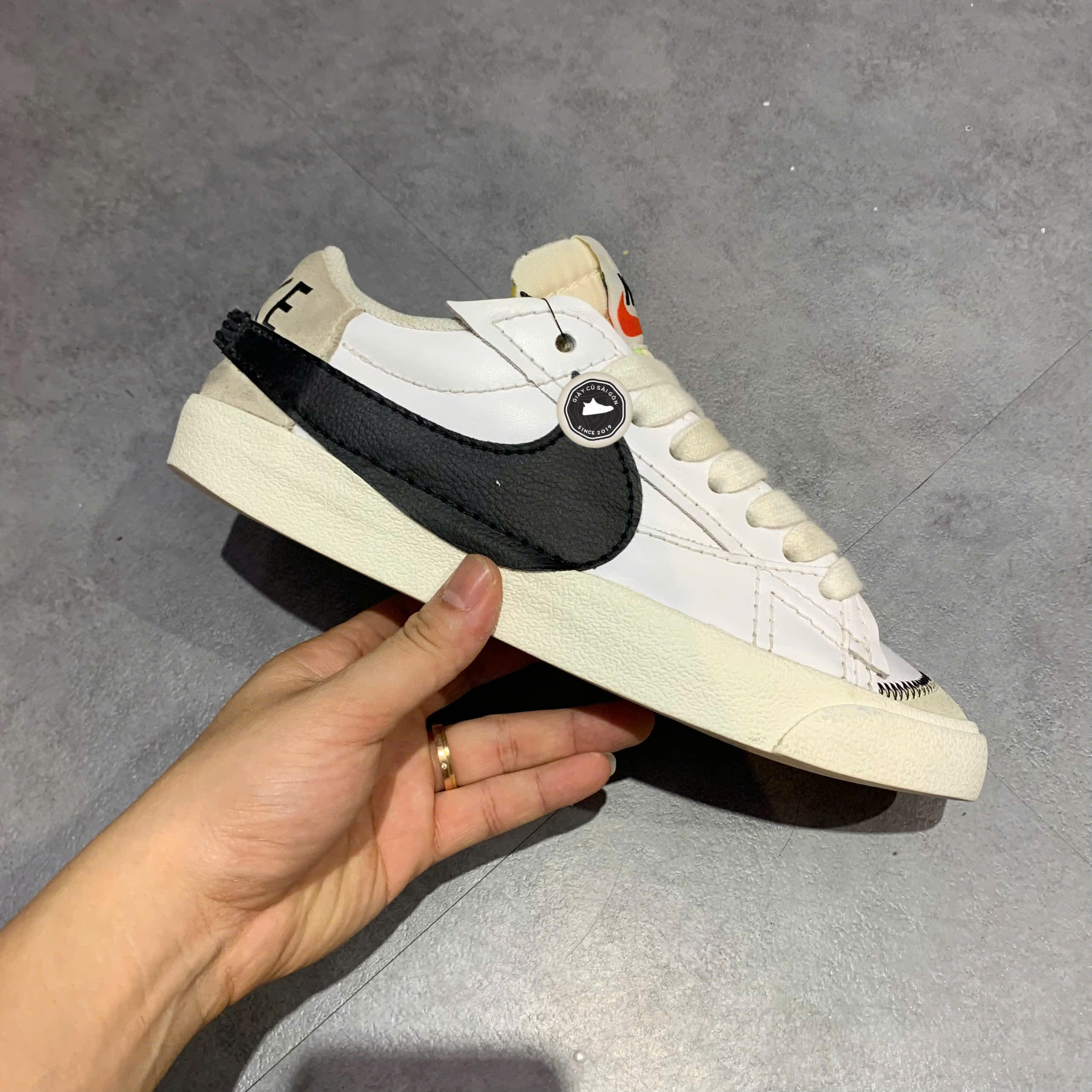 NIKE BLAZER LOW '77 JUMBO 'WHITE BLACK' – DN2158 101 – SIZE 41 – GIÀY 2HAND CHÍNH HÃNG