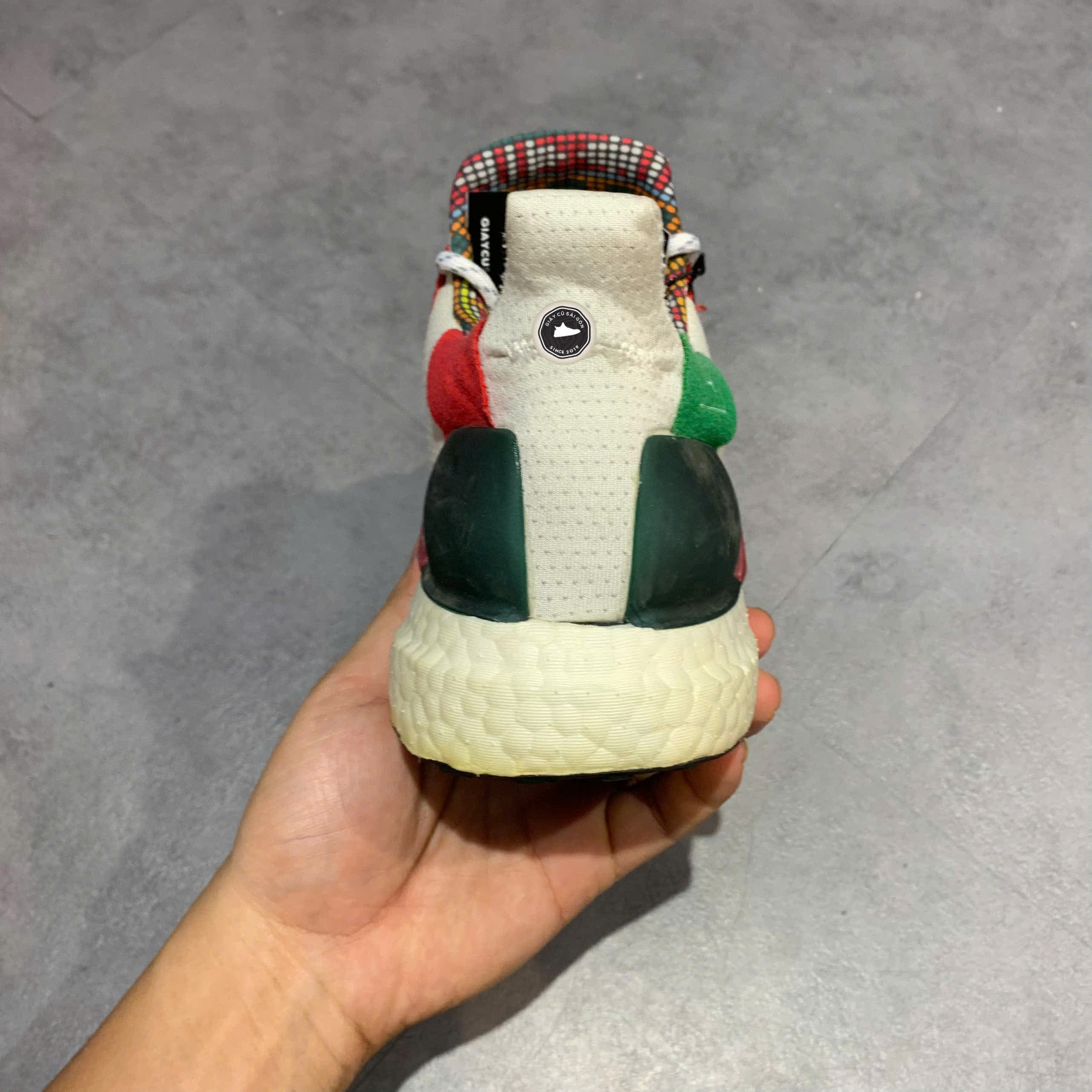 ADIDAS PHARRELL X SOLAR HU GLIDE 'CLOUD WHITE' – CG6776 – SIZE 41 1/3 – GIÀY 2HAND CHÍNH HÃNG