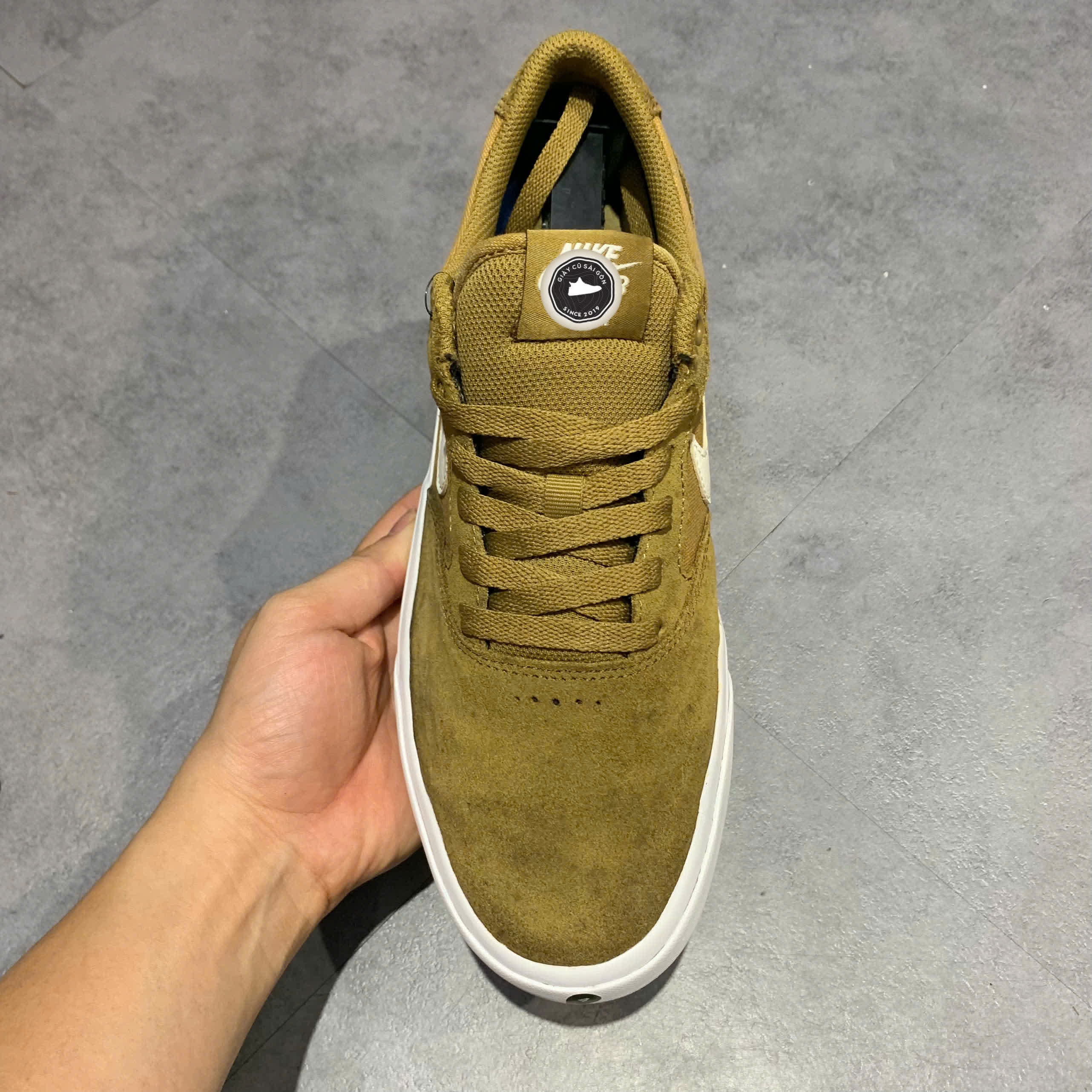 NIKE SB CHRON SOLARSOFT 'GOLDEN BEIGE' – CD6278-200 – SIZE 42.5 – GIÀY 2HAND CHÍNH HÃNG