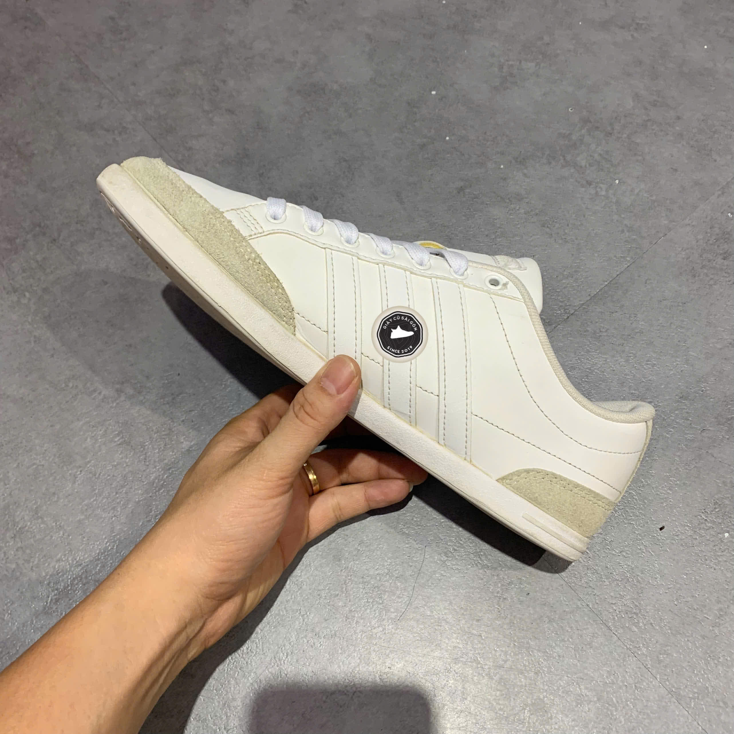 ADIDAS CAFLAIRE 'WHITE' – EG4303 – SIZE 42 2/3 – GIÀY 2HAND CHÍNH HÃNG