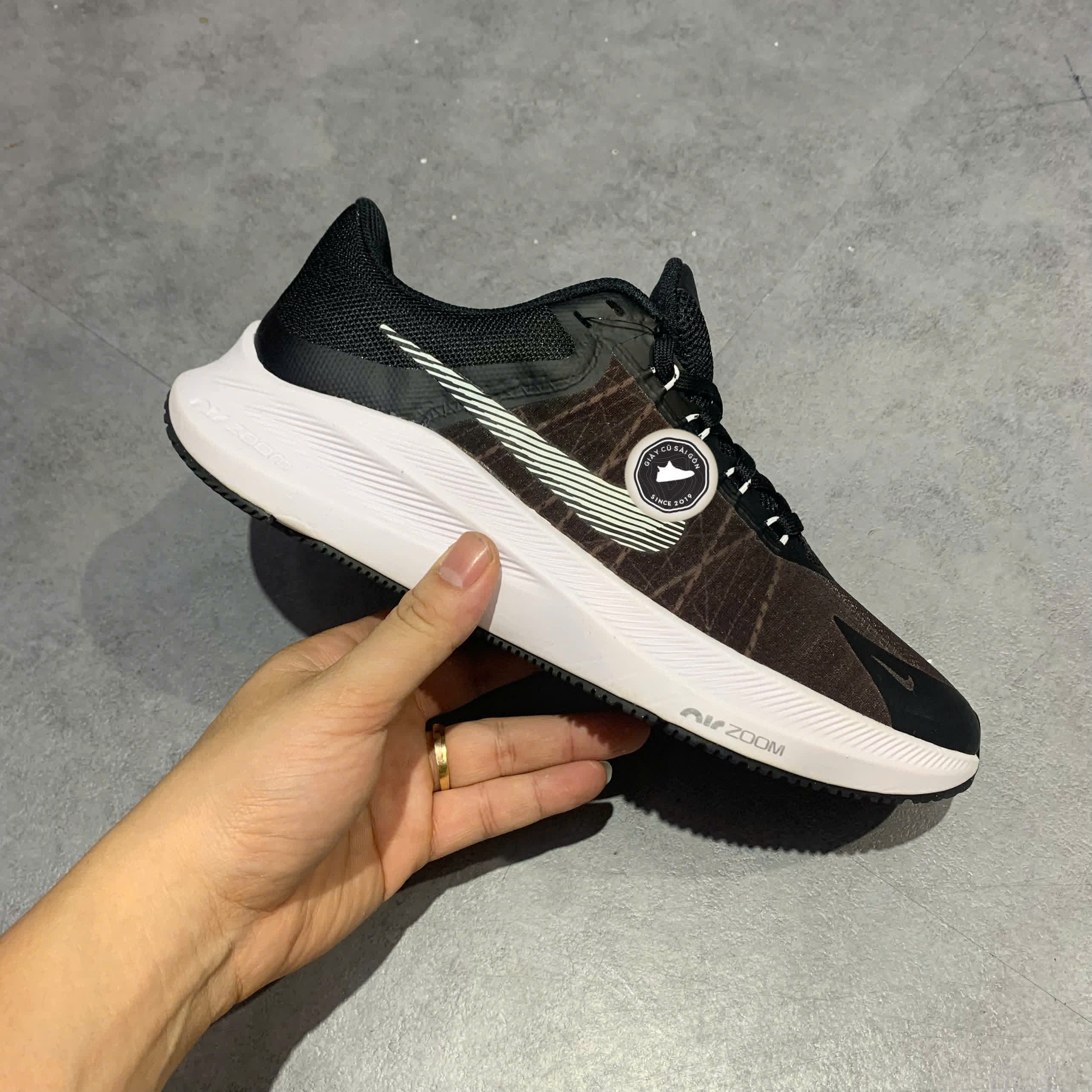 NIKE AIR ZOOM WINFLO 8 – CW3419-006 – GIÀY 2HAND