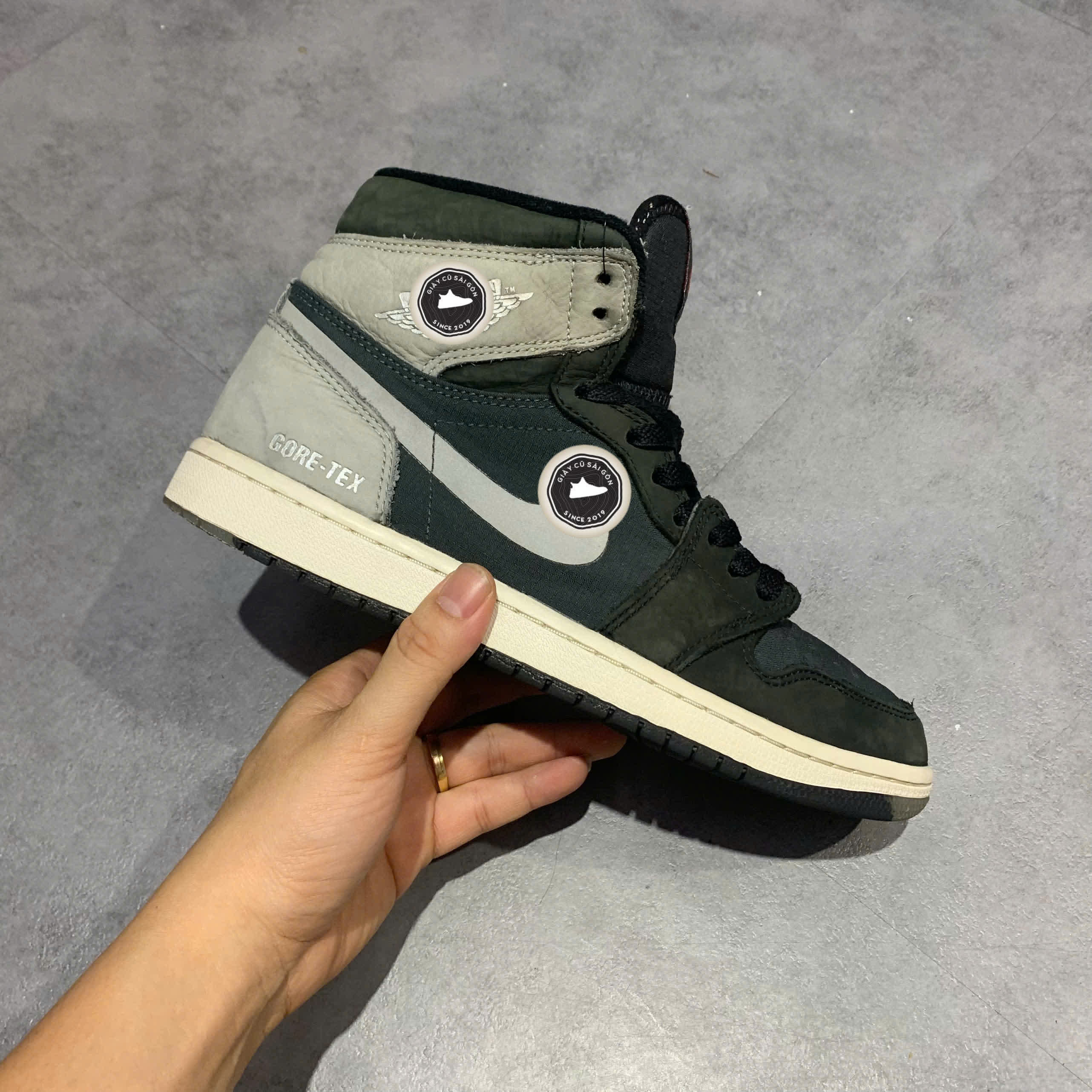 AIR JORDAN 1 ELEMENT GORE-TEX 'BLACK PARTICLE GREY' – DB2889 001 – GIÀY 2HAND CHÍNH HÃNG