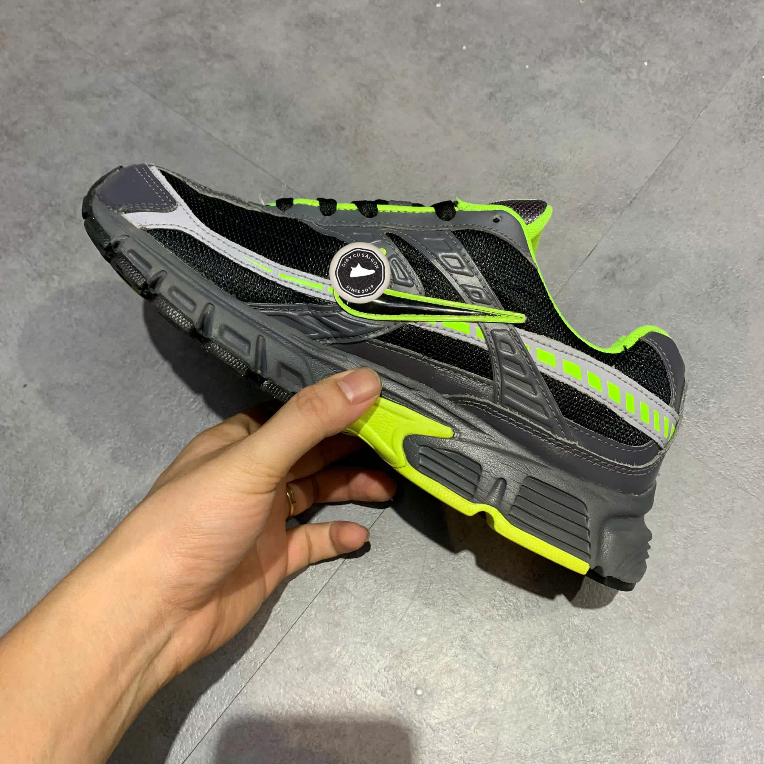 NIKE INITIATOR 'BLACK GREY' 394055-023 SIZE 40.5 GIÀY 2HAND CHÍNH HÃNG