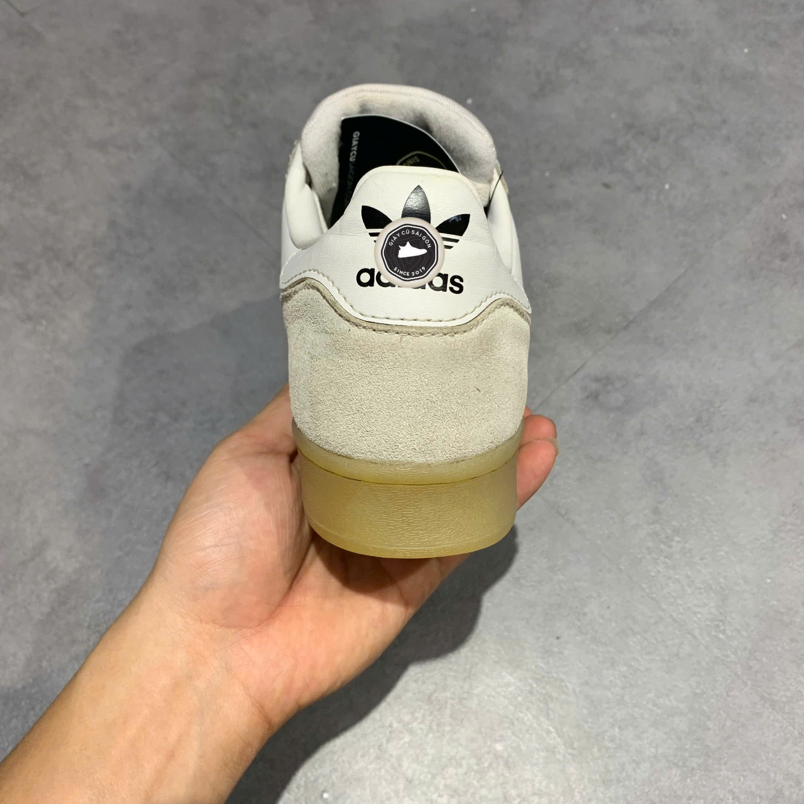 ADIDAS SUPERSTAR WHITE LIGHT CHARCOAL GX2887 – GIÀY 2HAND
