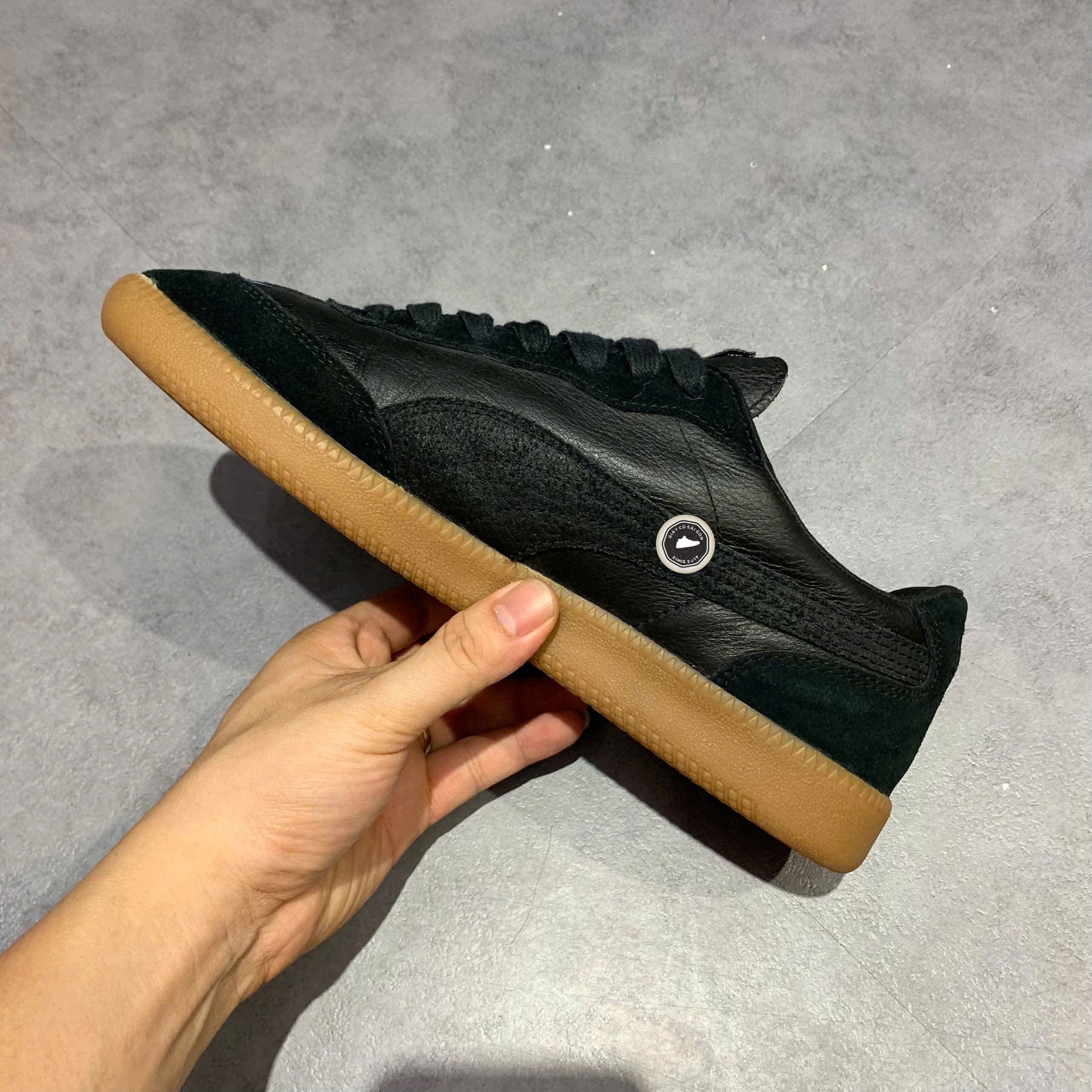 GIÀY PUMA LIGA LEATHER RETRO BLACK 364597-02 SIZE 41 – Giày 2hand