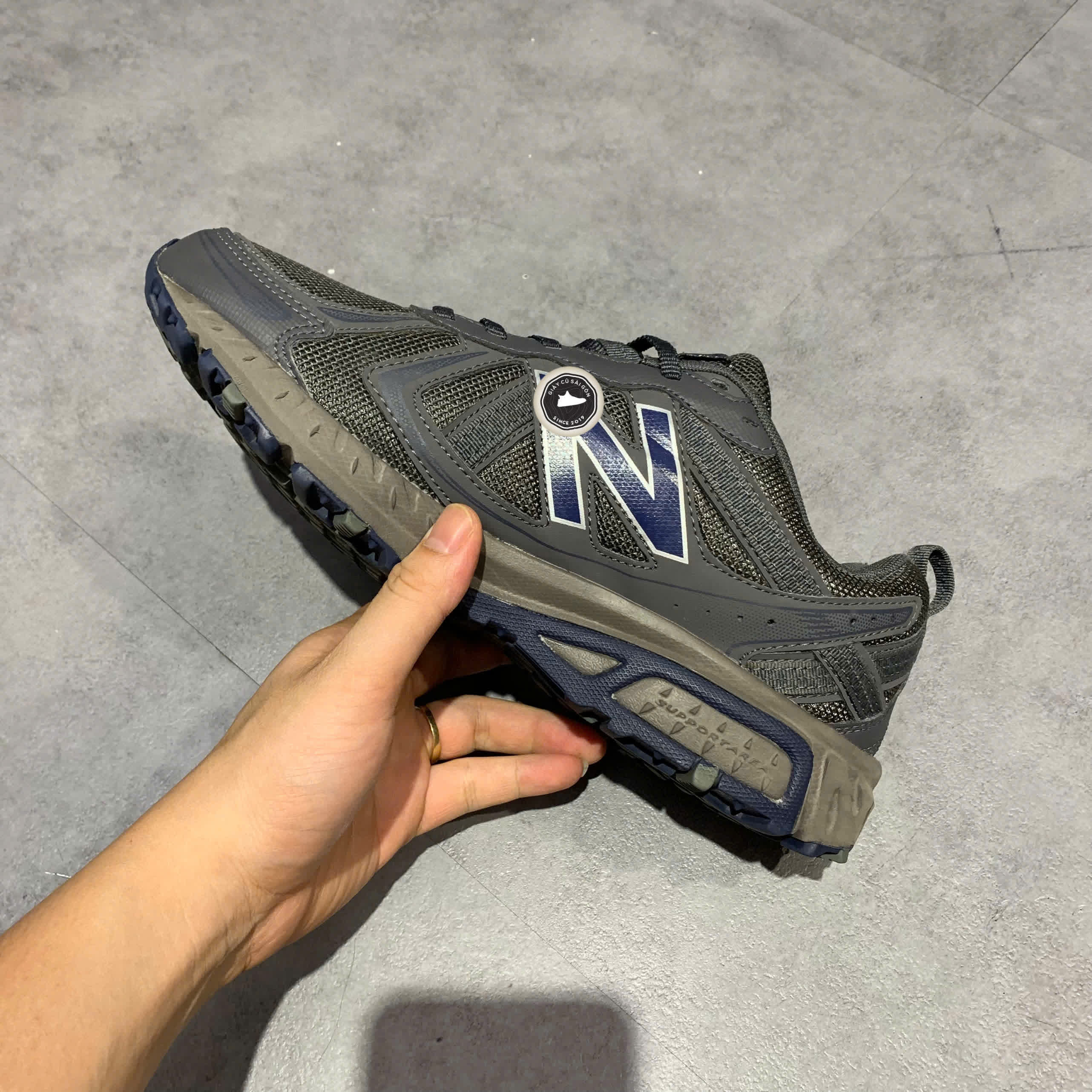 NEW BALANCE 410 V5 'BLACK BLUE' MT410KD5 - GIÀY 2HAND