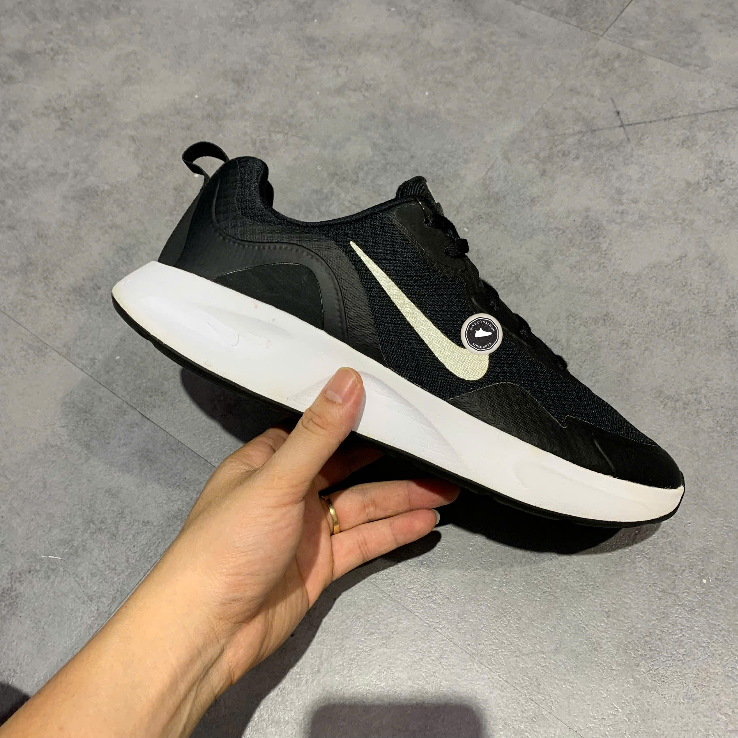 NIKE WEARALLDAY 'BLACK WHITE' CJ1682-004 SIZE 42.5 GIÀY 2HAND CHÍNH HÃNG