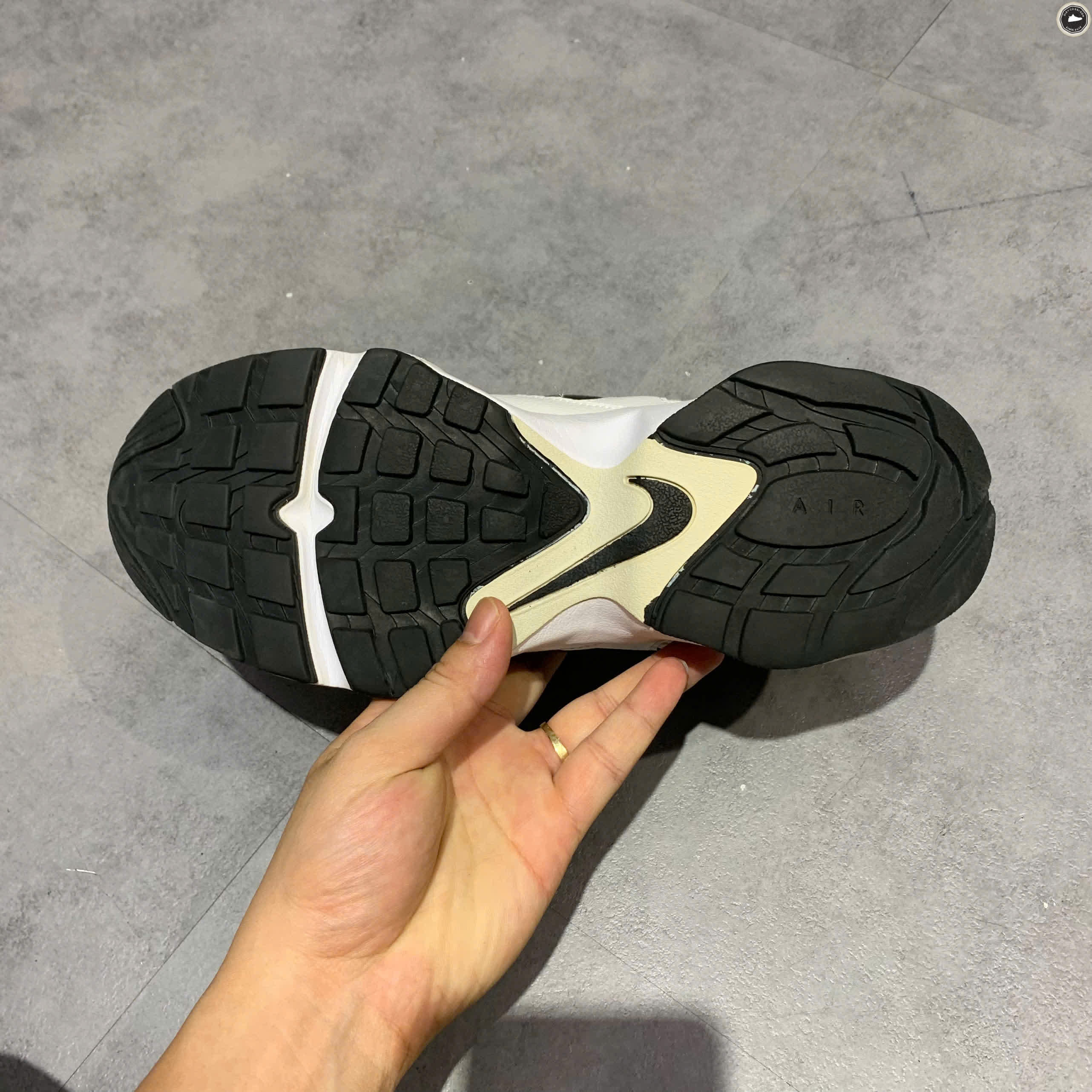 NIKE AIR HEIGHTS AT4522 101 - GIÀY 2HAND
