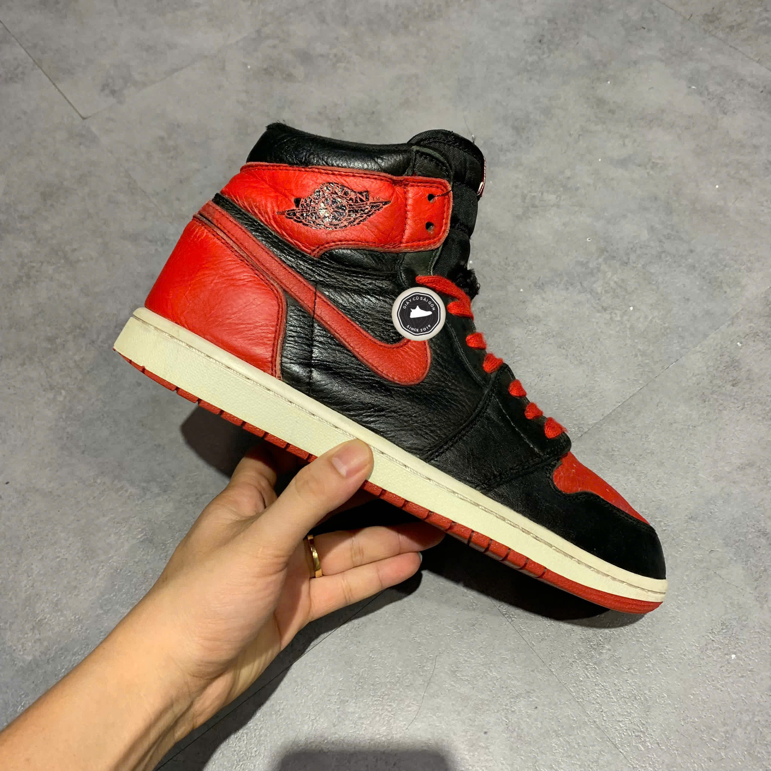 NIKE AIR JORDAN RETRO HIGH OG NRG 'HOMAGE TO HOME' 861428-061 GIÀY 2HAND