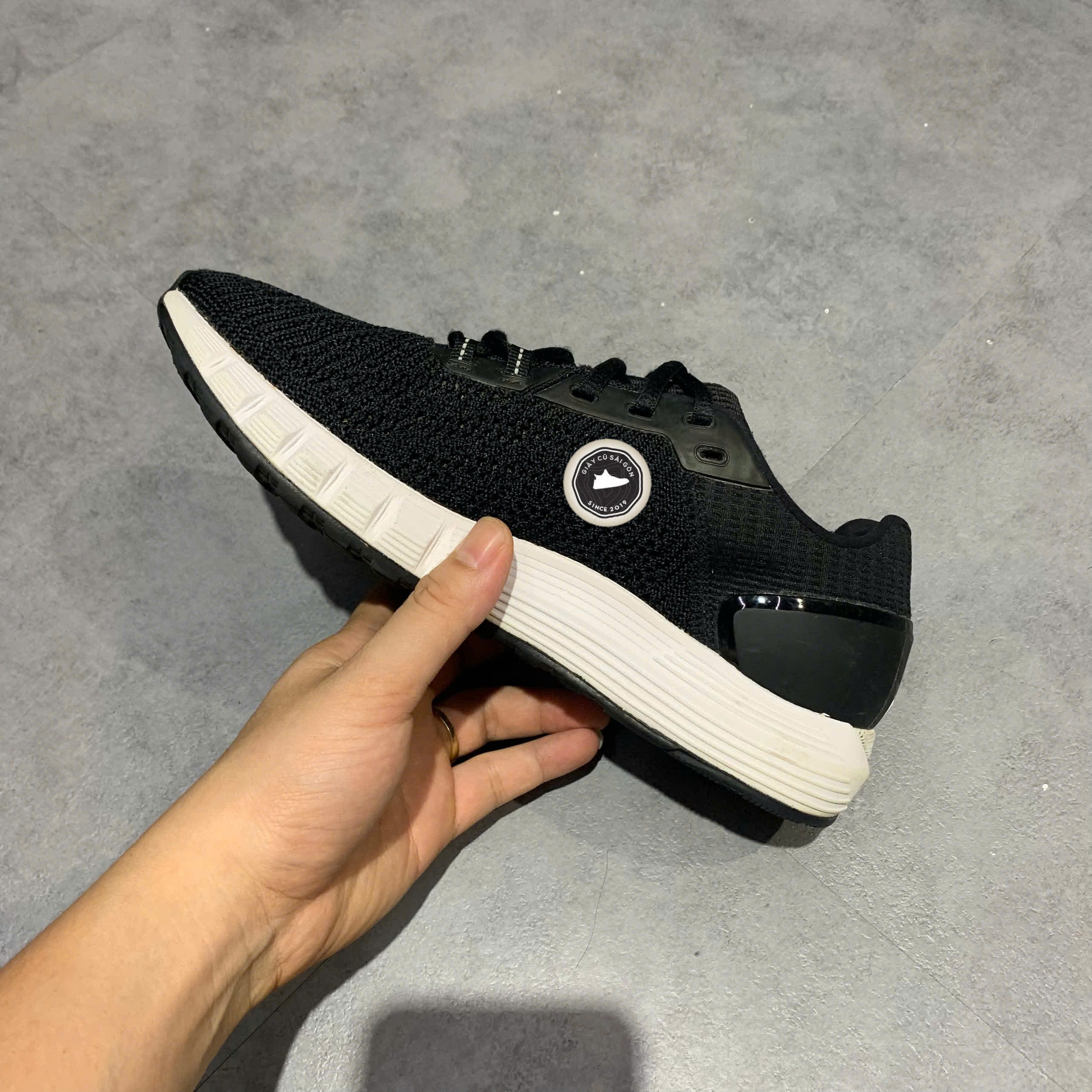 UNDER ARMOUR HOVR SONIC 2 'BLACK' 3021586-002 SIZE 40 – GIÀY 2HAND CHÍNH HÃNG