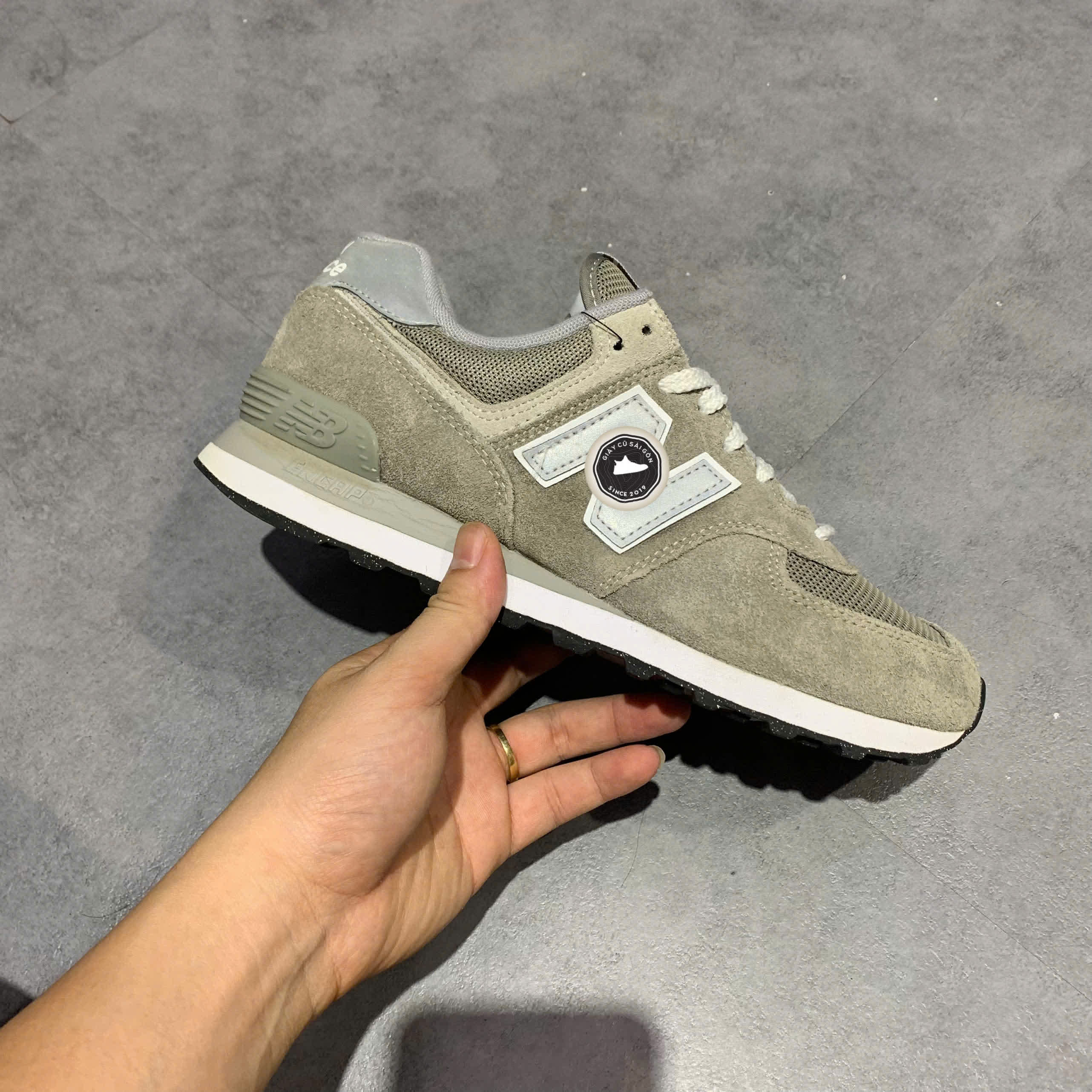NEW BALANCE 574 CORE 'GREY/WHITE' ML574EVG – GIÀY 2HAND