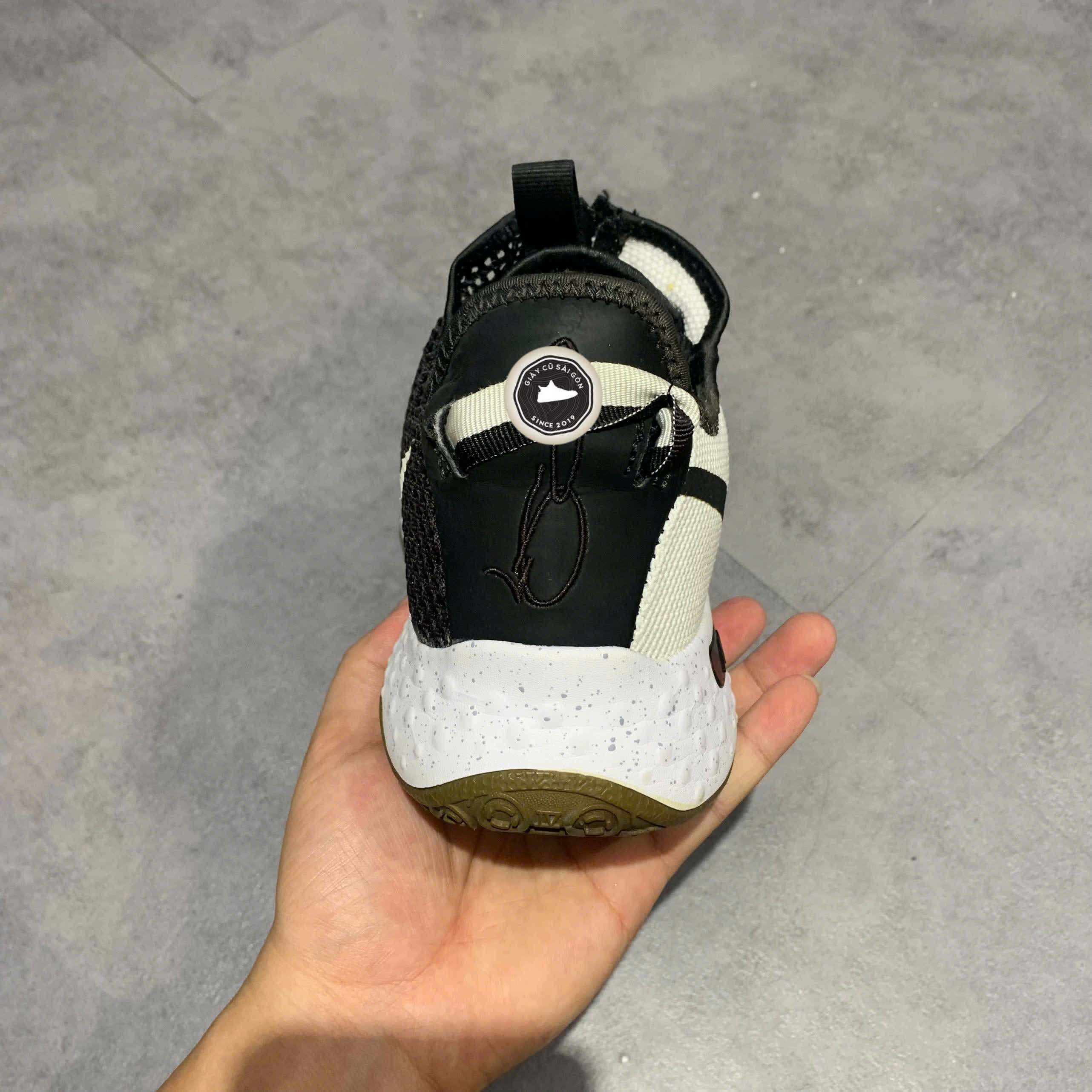 NIKE PG 4 EP 'OREO' CD5082-100 SIZE 42 – GIÀY 2HAND CHÍNH HÃNG