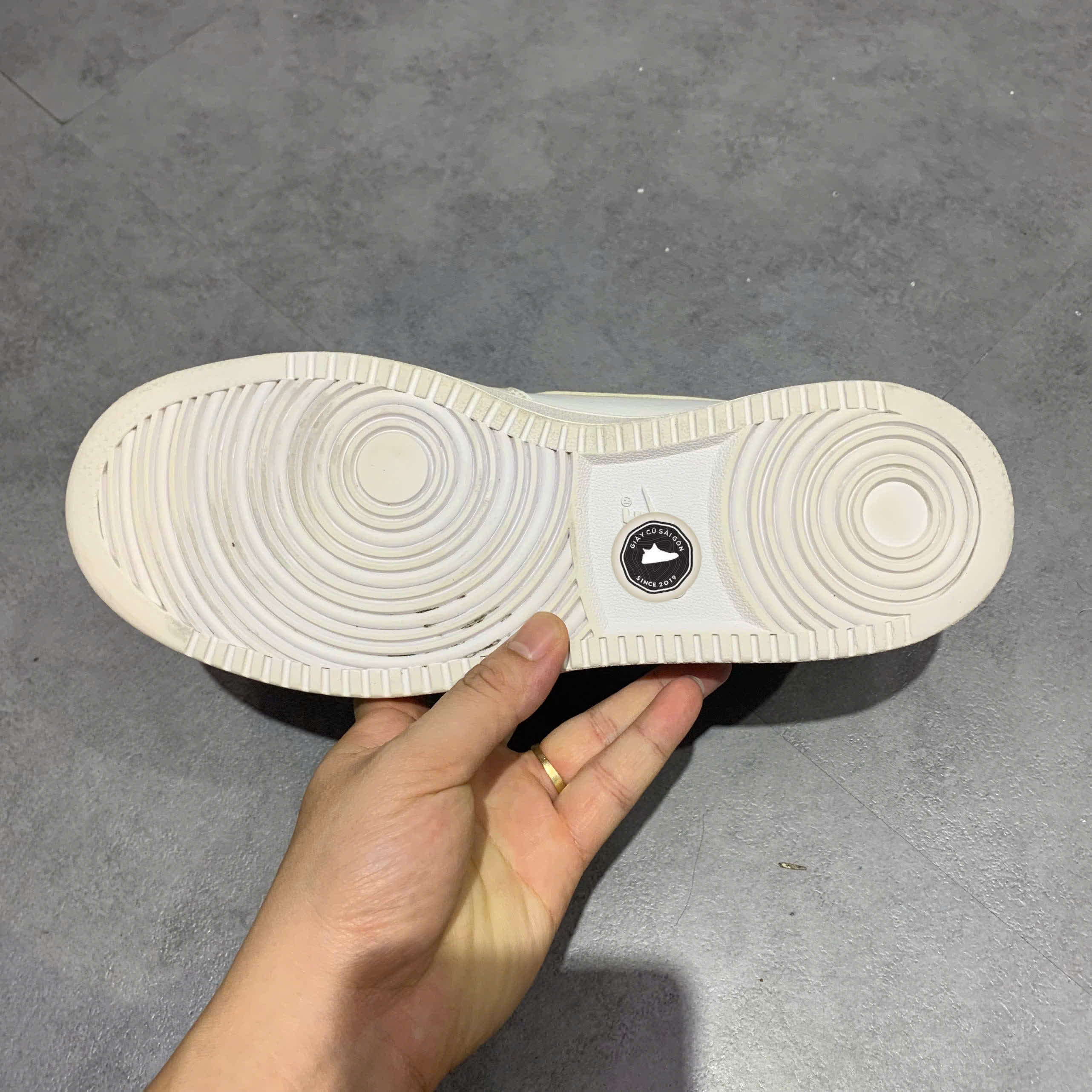 NIKE EBERNON LOW 'TRIPLE WHITE' AQ1775-100 SIZE 42 – GIÀY 2HAND CHÍNH HÃNG