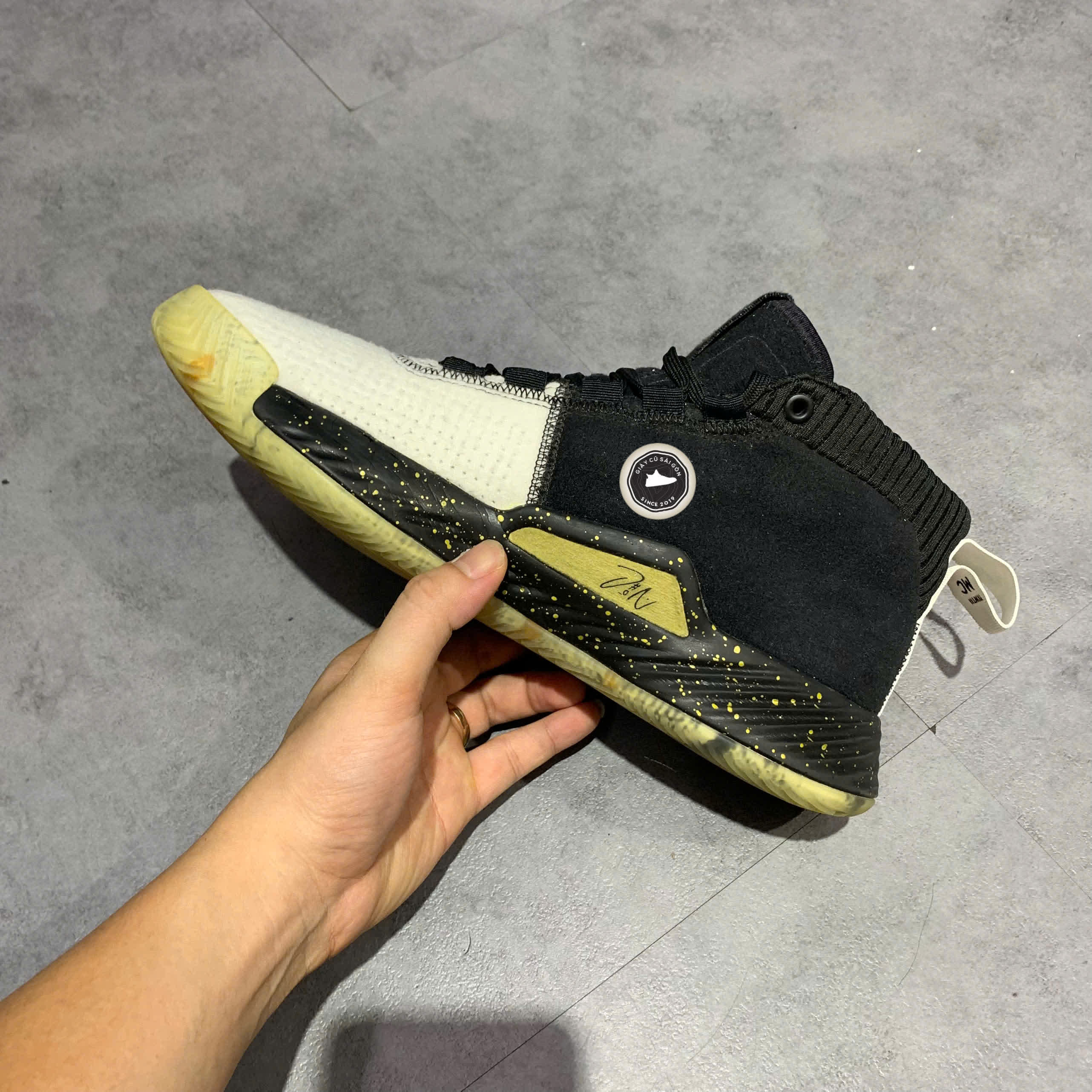 ADIDAS DAME 5 'LA HEEM, THE DREAM' EE4049 SIZE 42 – GIÀY 2HAND CHÍNH HÃNG