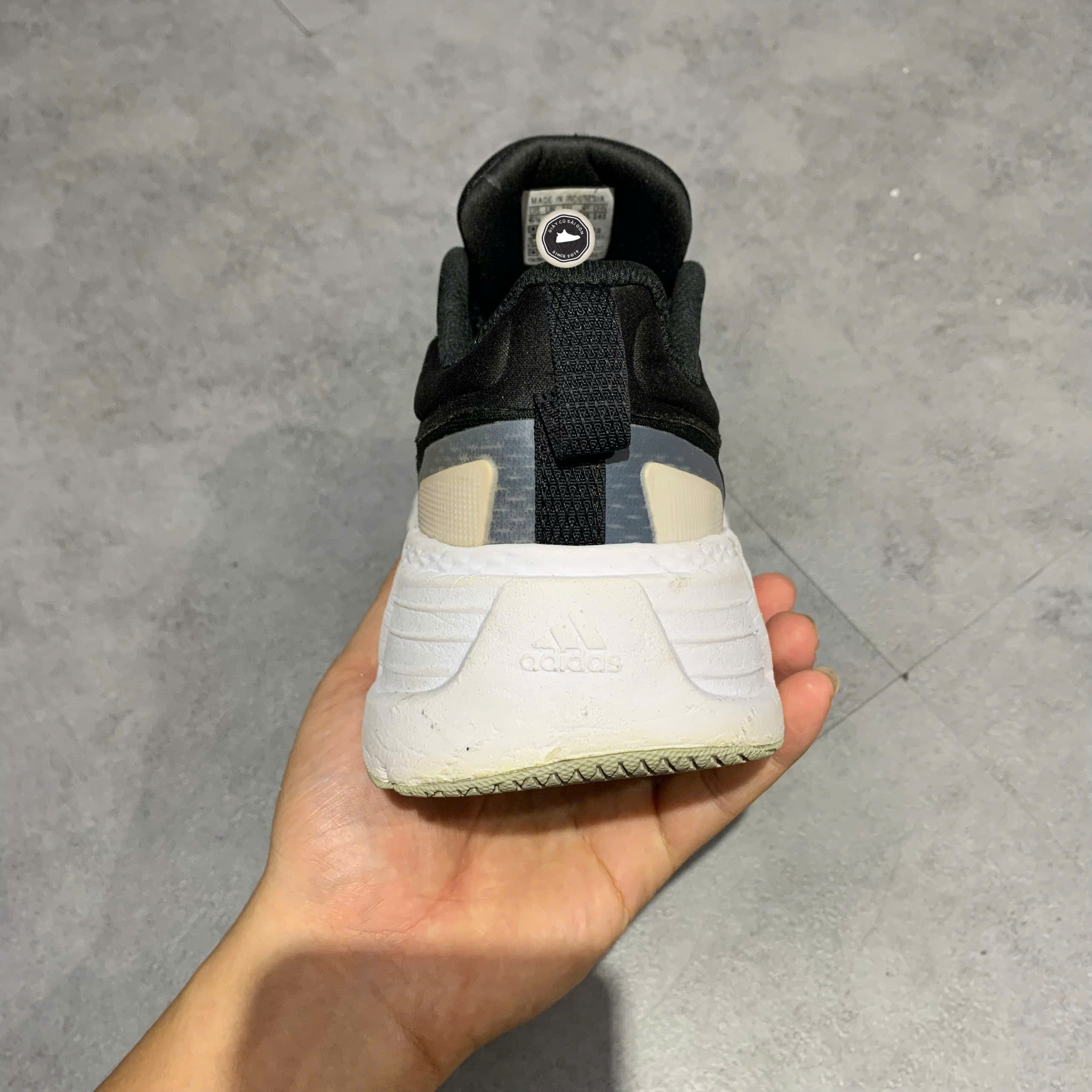 ADIDAS QUESTAR 'BLACK WHITE GREY' GY2259 SIZE 39 1/3 – GIÀY 2HAND CHÍNH HÃNG