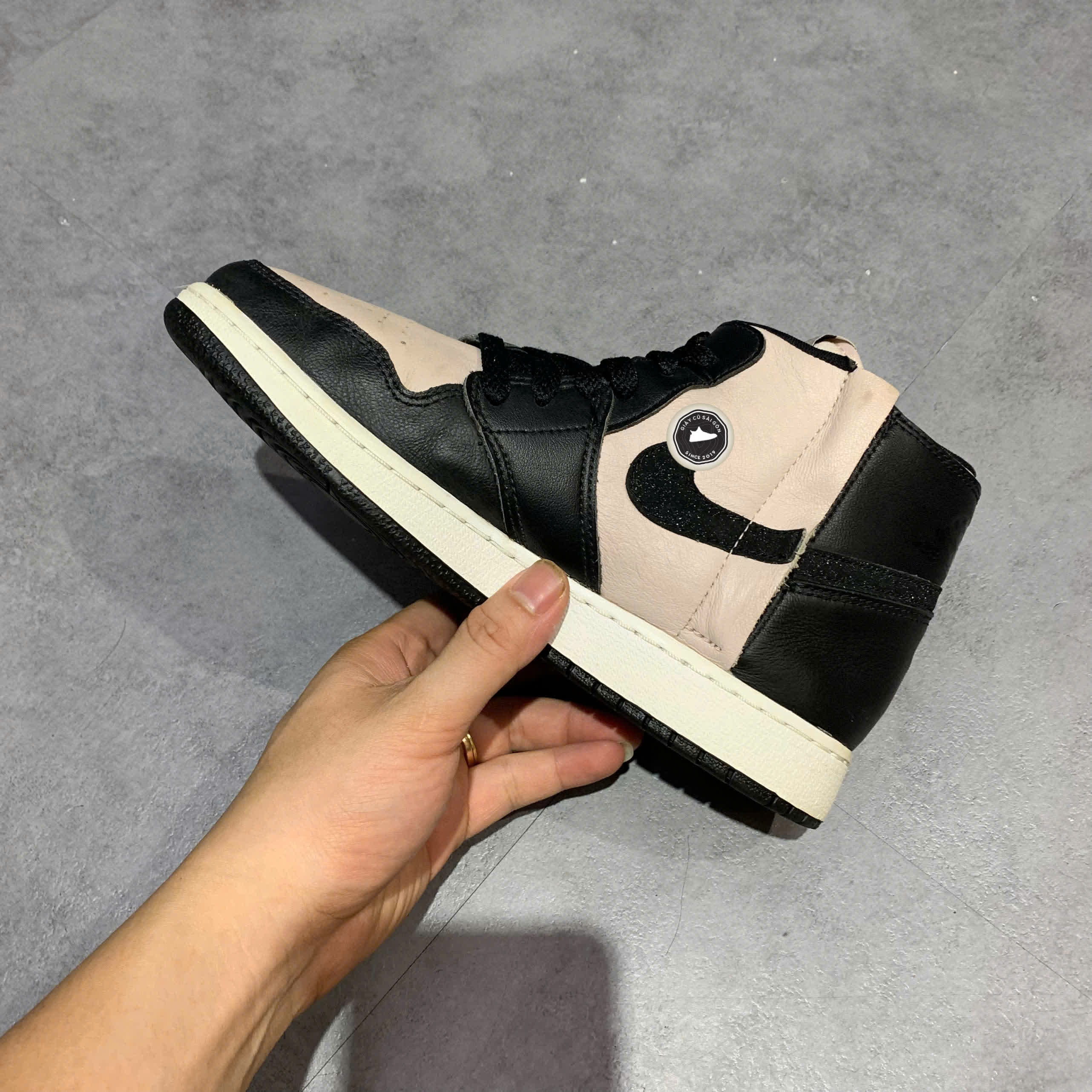 AIR JORDAN 1 HIGH REBEL XX 'SILTSTONE RED' AR5599-601 SIZE 38 – GIÀY 2HAND CHÍNH HÃNG