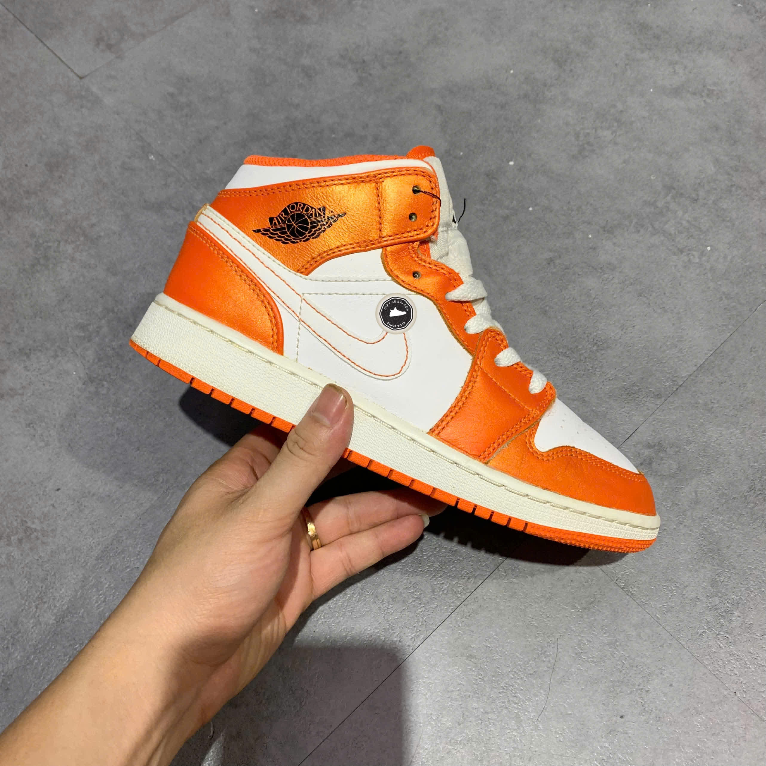 JORDAN 1 HIGH RETRO SE “RETRIEVER” - DM4228 800 SIZE 37.5 GIÀY 2HAND CHÍNH HÃNG