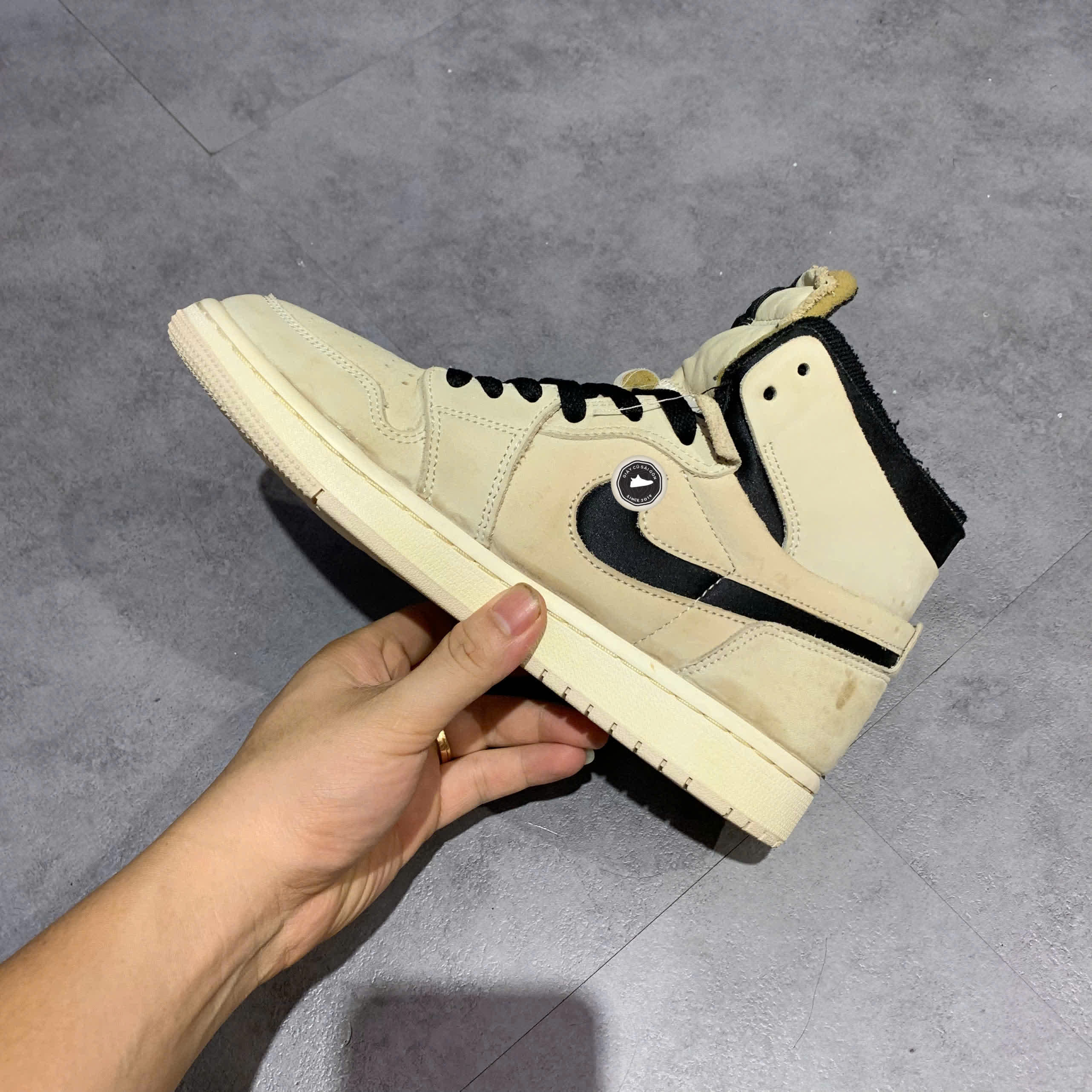 AIR JORDAN 1 HIGH ZOOM CMFT 'SUMMIT WHITE' CT0979-100 SIZE 38.5 GIÀY 2HAND CHÍNH HÃNG