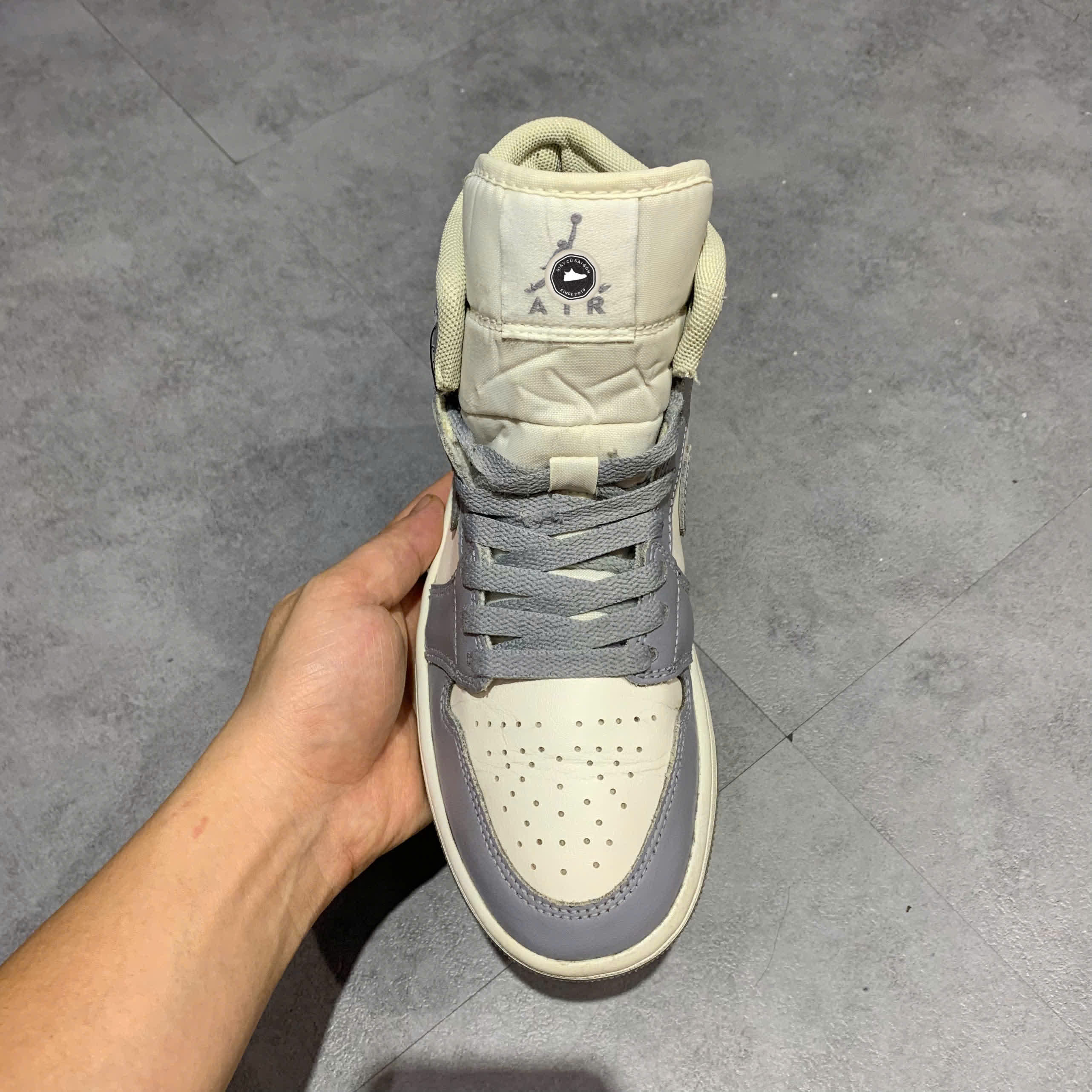 AIR JORDAN 1 MID 'STEALTH' BQ6472-115 SIZE 37.5 GIÀY 2HAND CHÍNH HÃNG