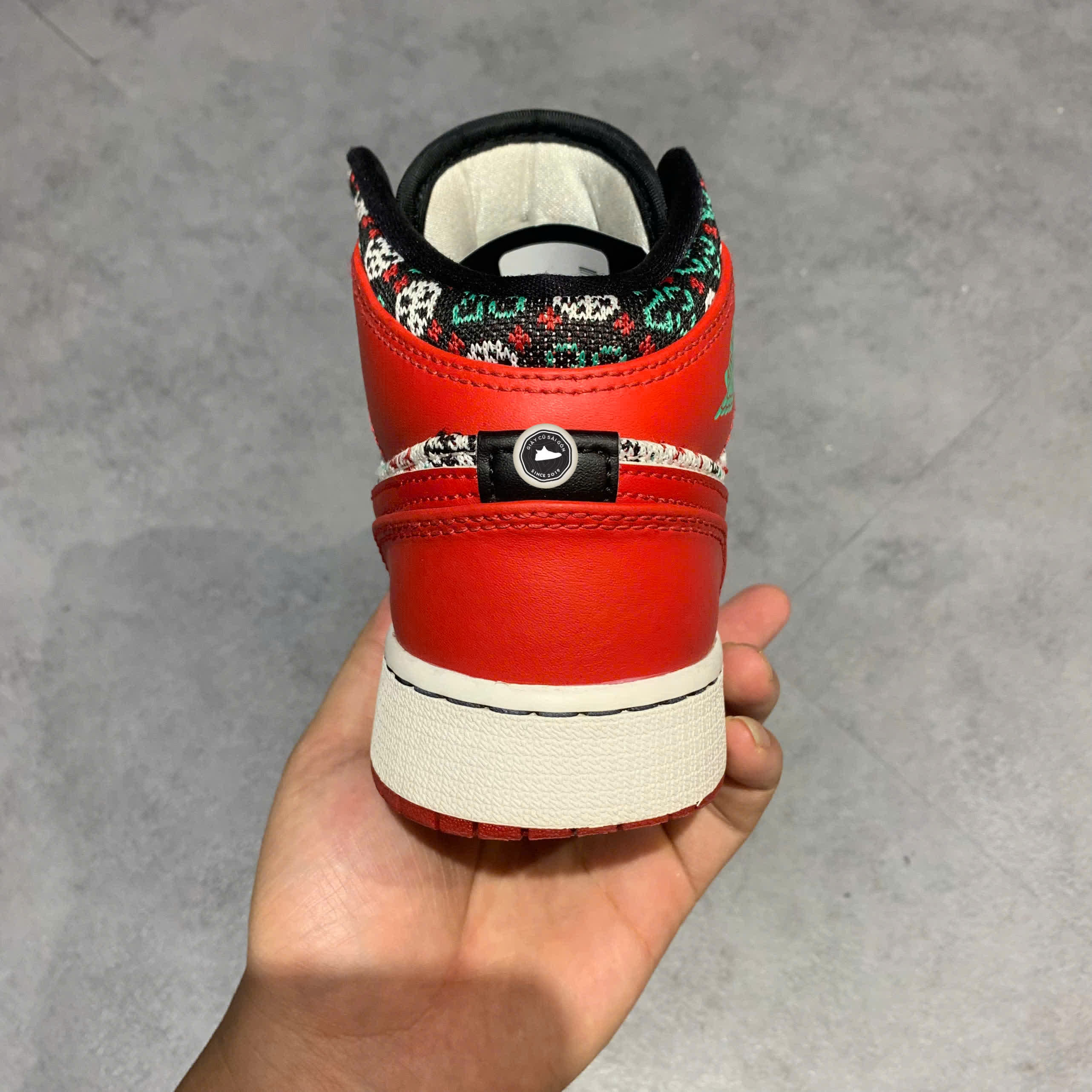 NIKE AIR JORDAN 1 MID SE “WHITE BLACK MULTI-COLOR” - DM1208 150 SIZE 37.5 GIÀY 2HAND CHÍNH HÃNG