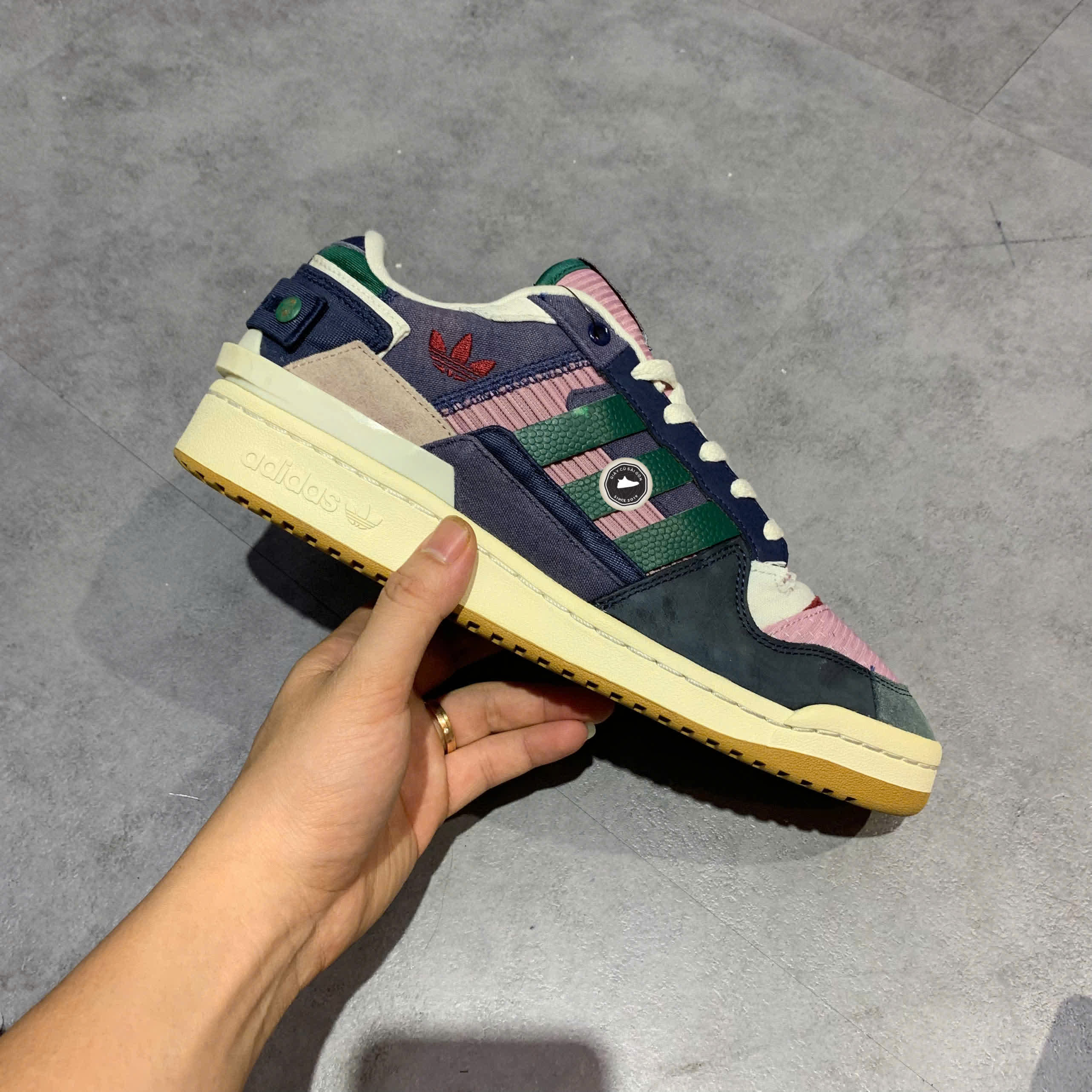 FORUM EXHIBIT LOW 'NAVY MULTI' ID2563 SIZE 42 2/3 GIÀY 2HAND CHÍNH HÃNG
